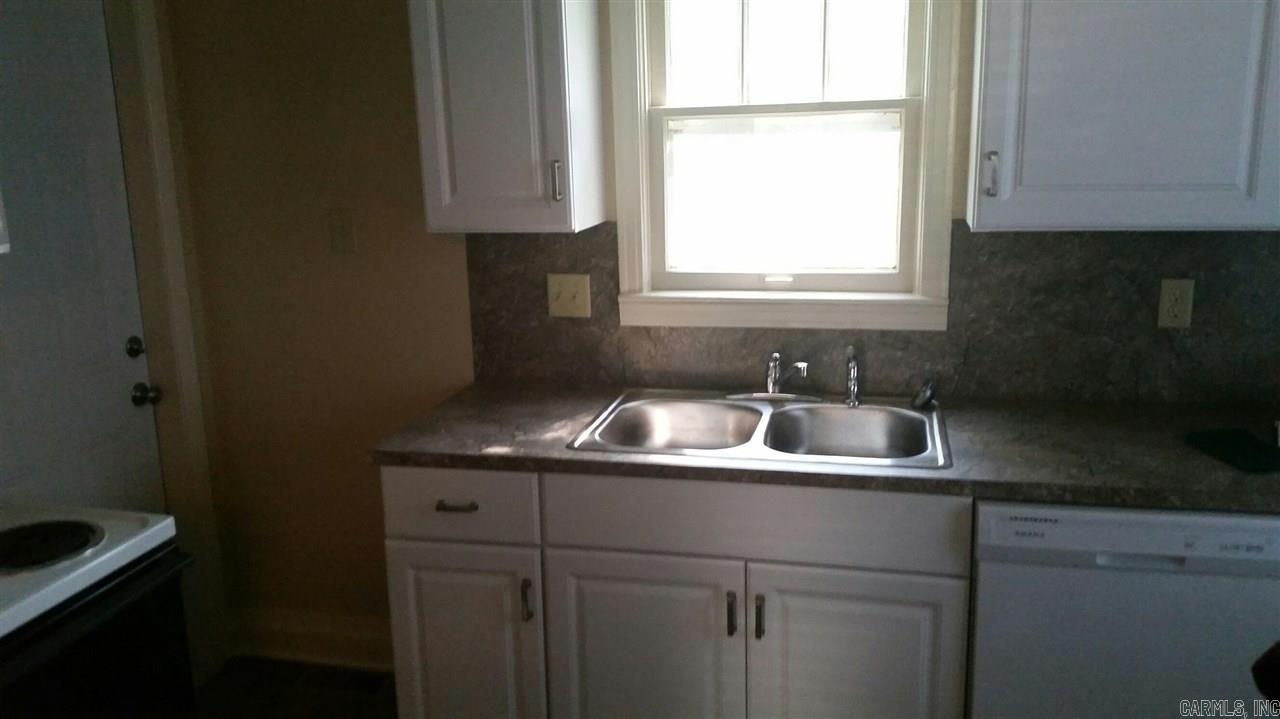 Hill Crest - Residential Lease