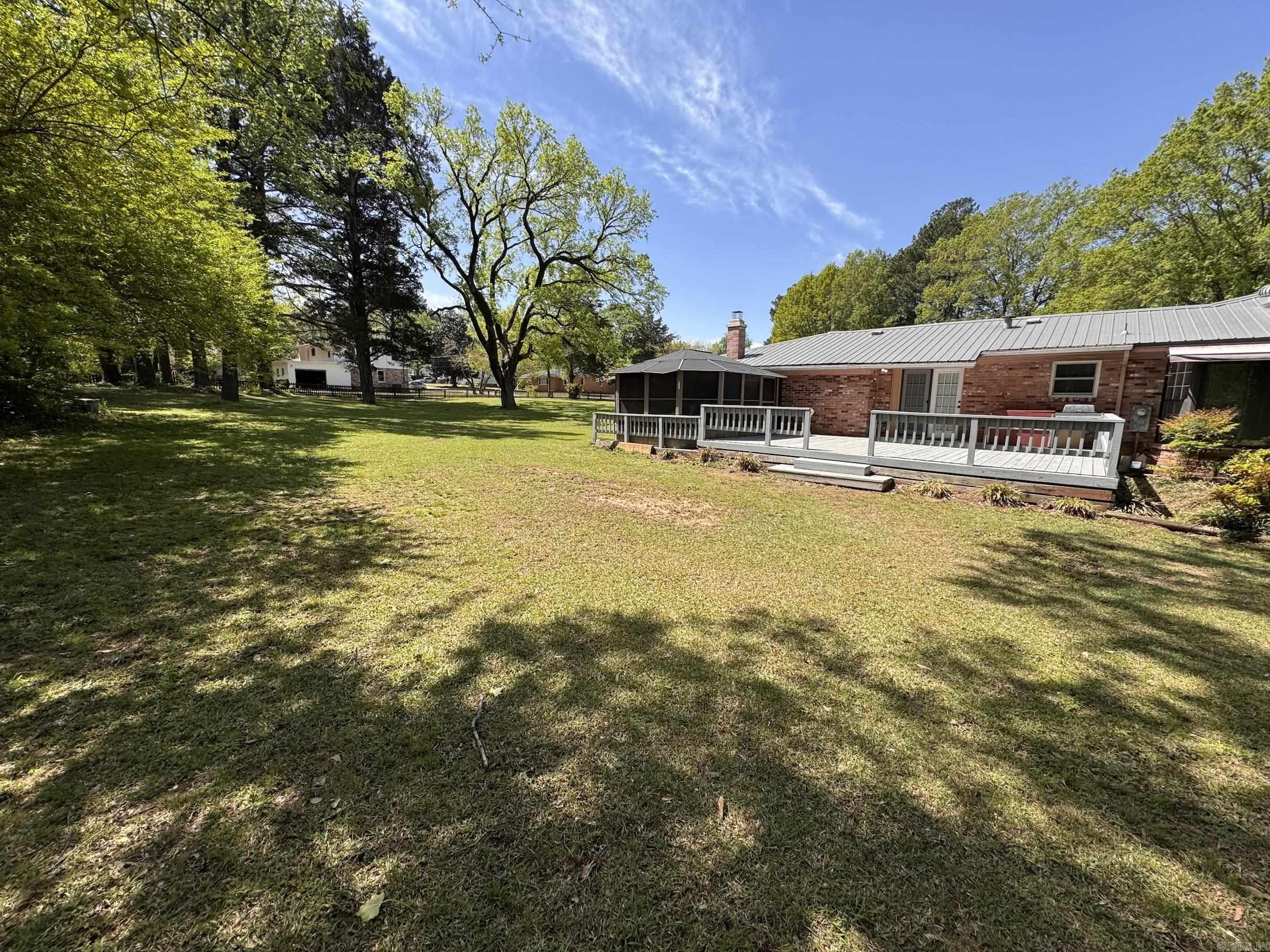 Sunny Hill - Residential