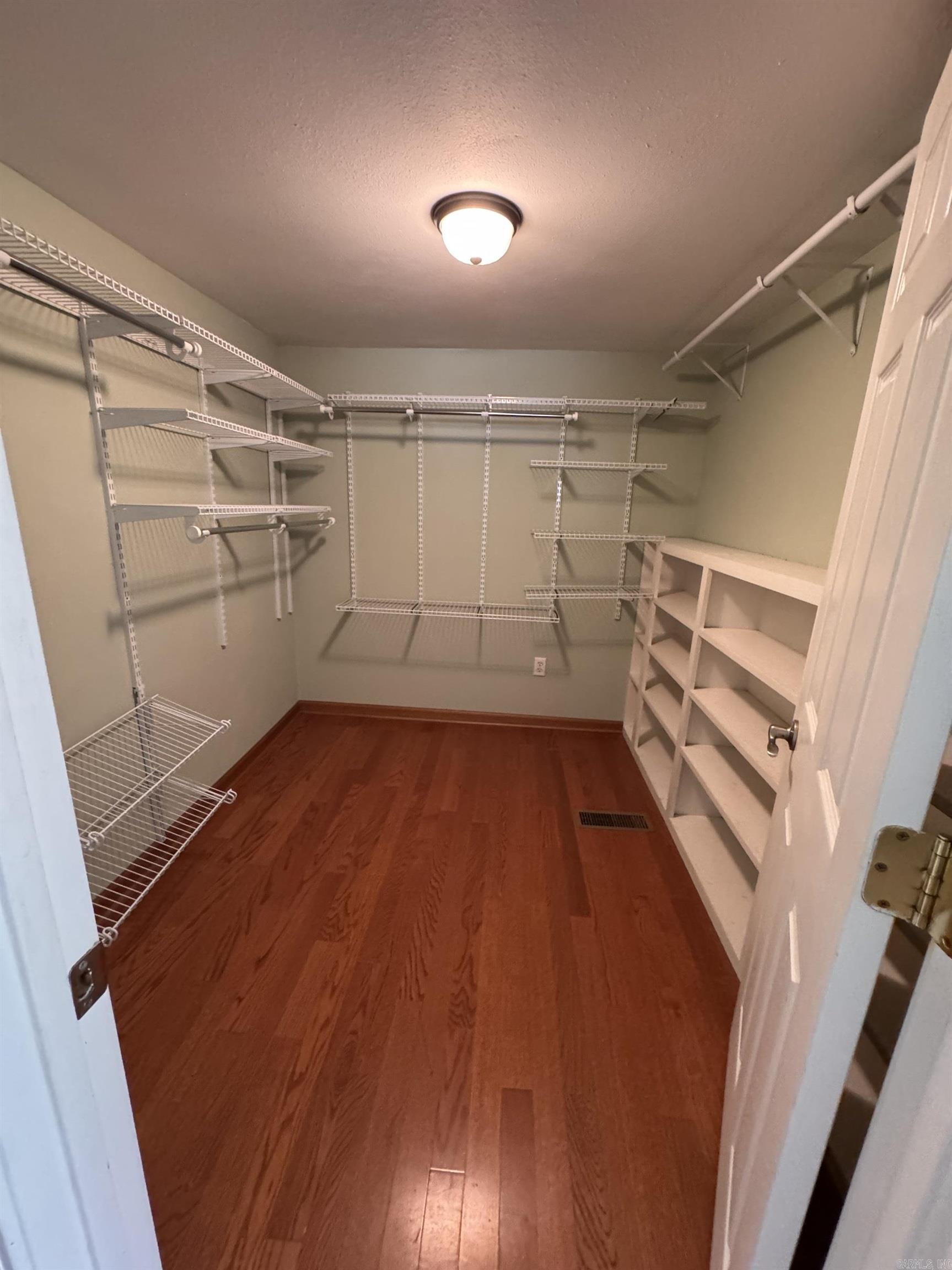 Sunny Hill - Residential