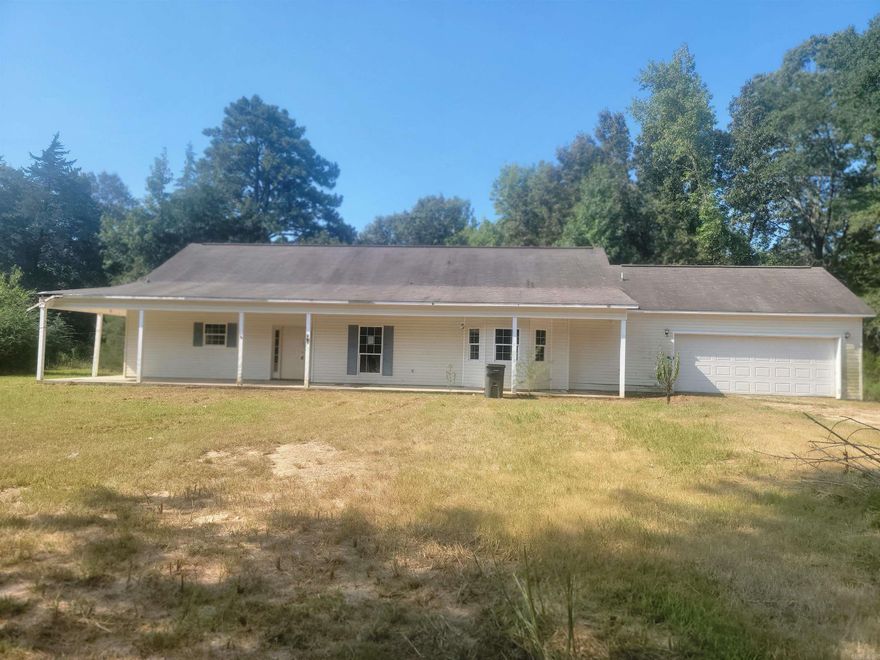 This is a nice little gem in a rural area of Warren. Sitting on 6 acres. This would make someone the perfect starter home or investors dream. Does not take much work to bring it back to life. Plenty of wood in the back yard for the fireplace.