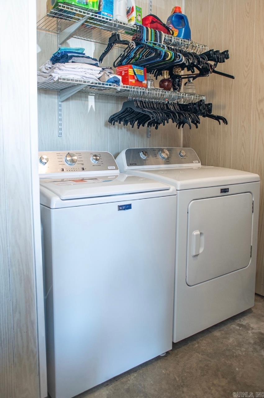 WALNUT VALLEY - Residential