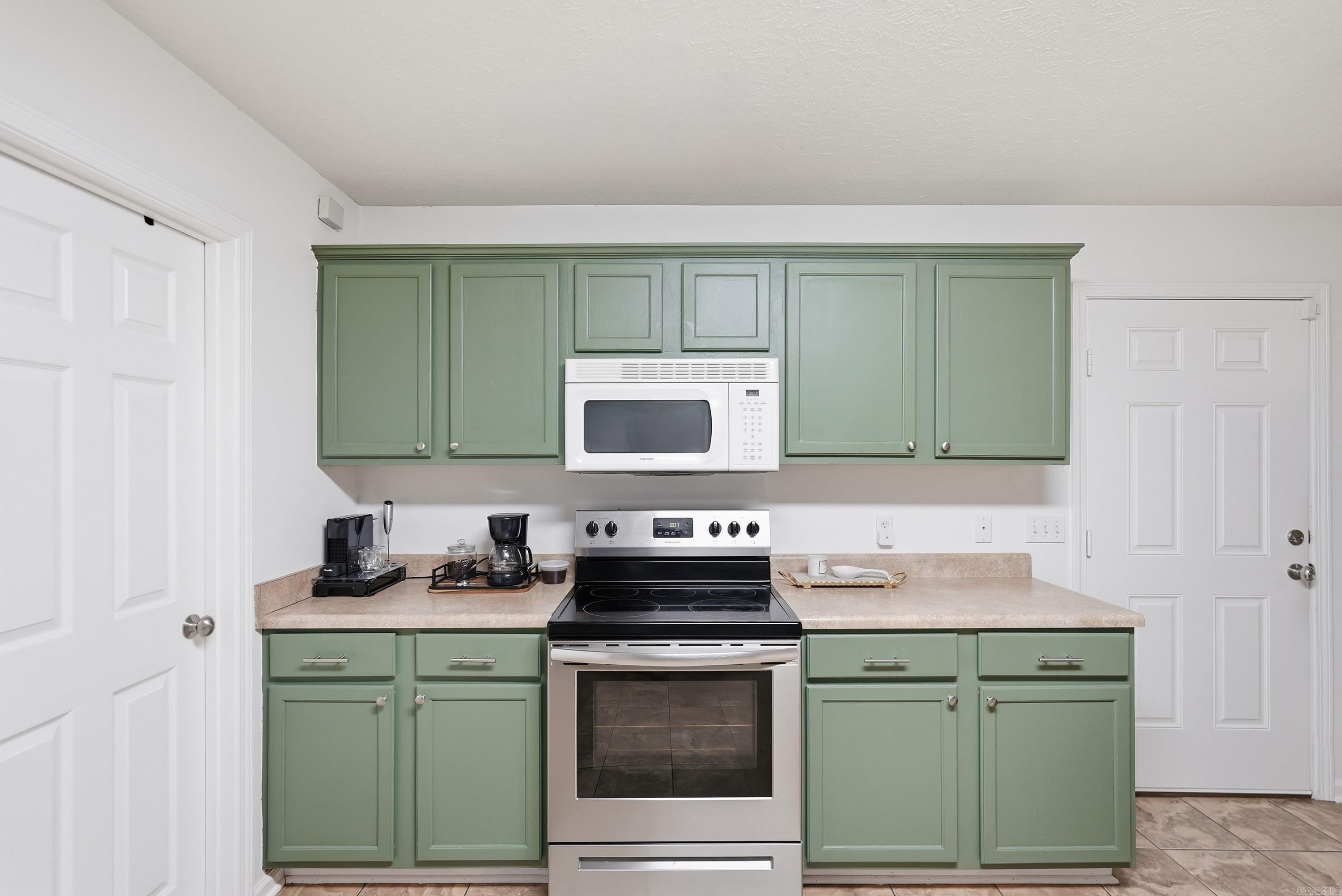 CHRISTOPHER BLAIR ADD - Residential