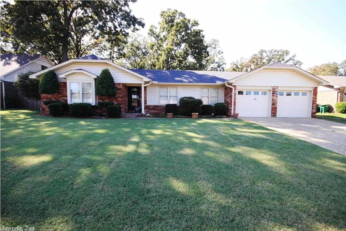 Get here fast! Way sweet brick & siding 1 level on beautifully landscaped level lot! So convenient to highway too!Greatrm boasts beamed vaulted ceiling,FP w/pretty brick wall surrounding. Cute eat-in kitchen has desk area & pantry cabinets. 3 rooms have vaulted ceilings! Walk-in closets in 2 BDrms! Master has good-looking tiled shower! Expansive back covered tiled patio to die for! Pretty priv.fenced backyrd w/stor bldg.Sep.laundry a wow, gutters, newer roof & windows. No disclosures.Take Visual Tour online
