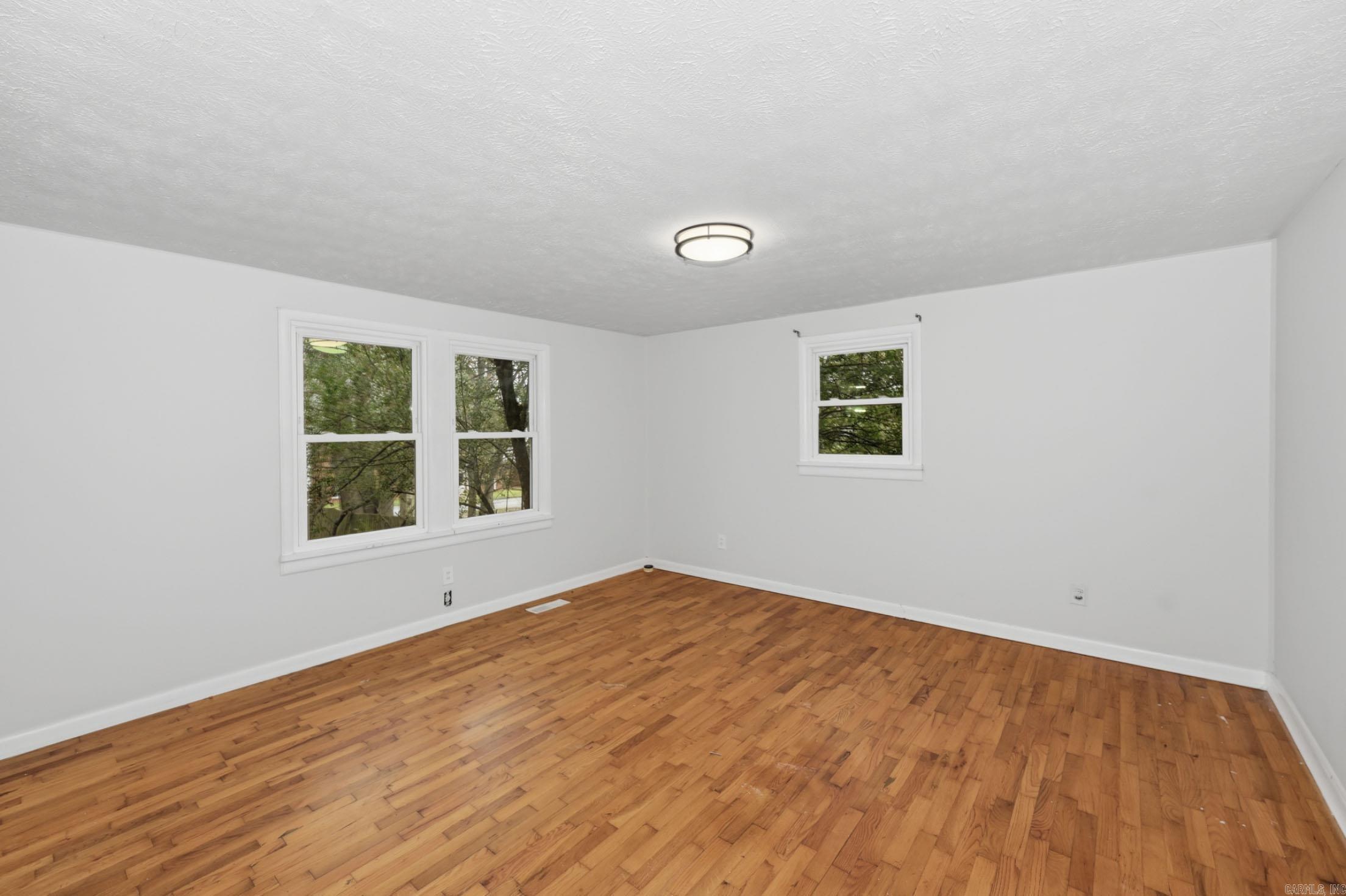 FOREST HILLS - Residential