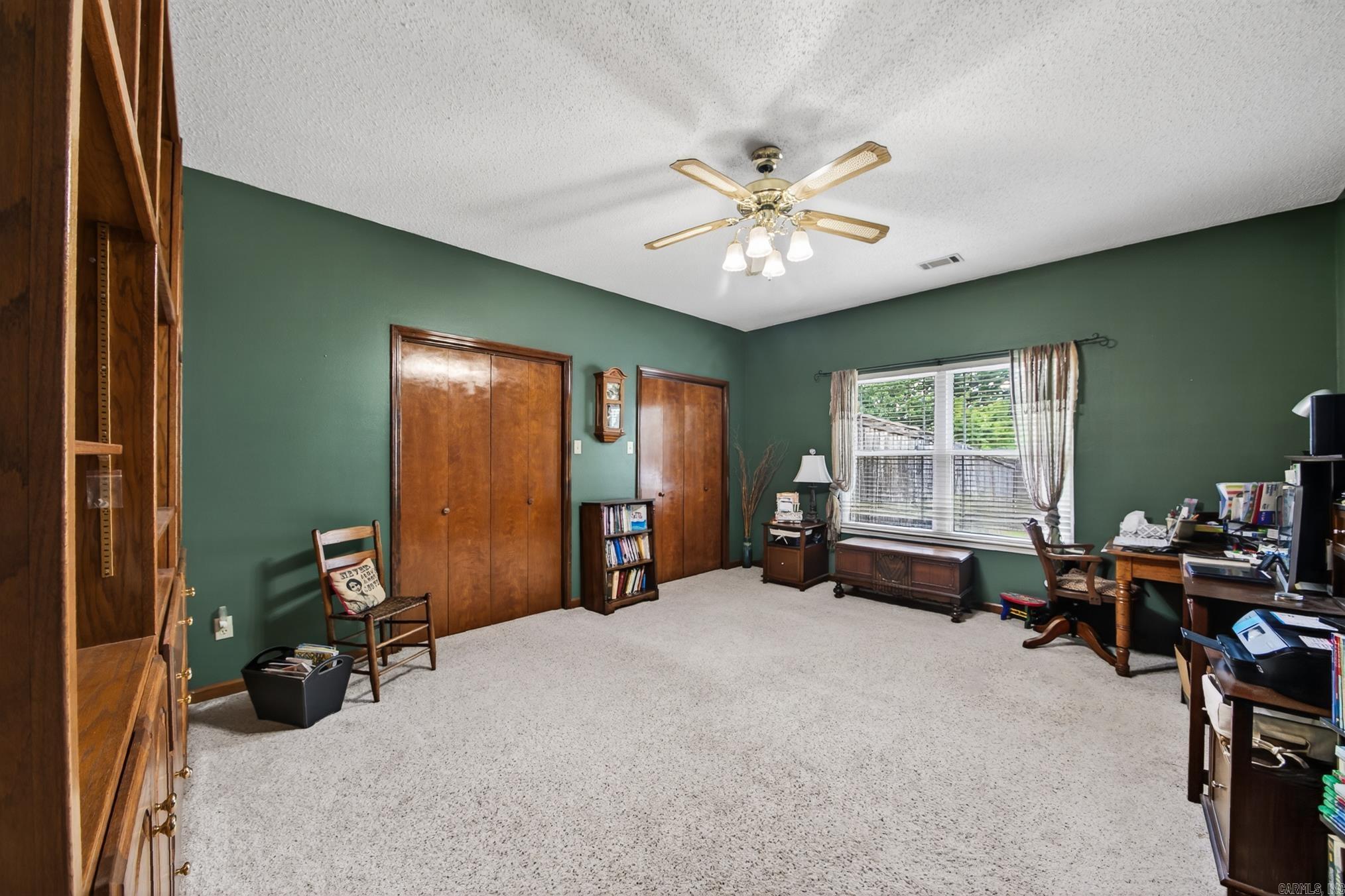 CASTLE HEIGHTS - Residential