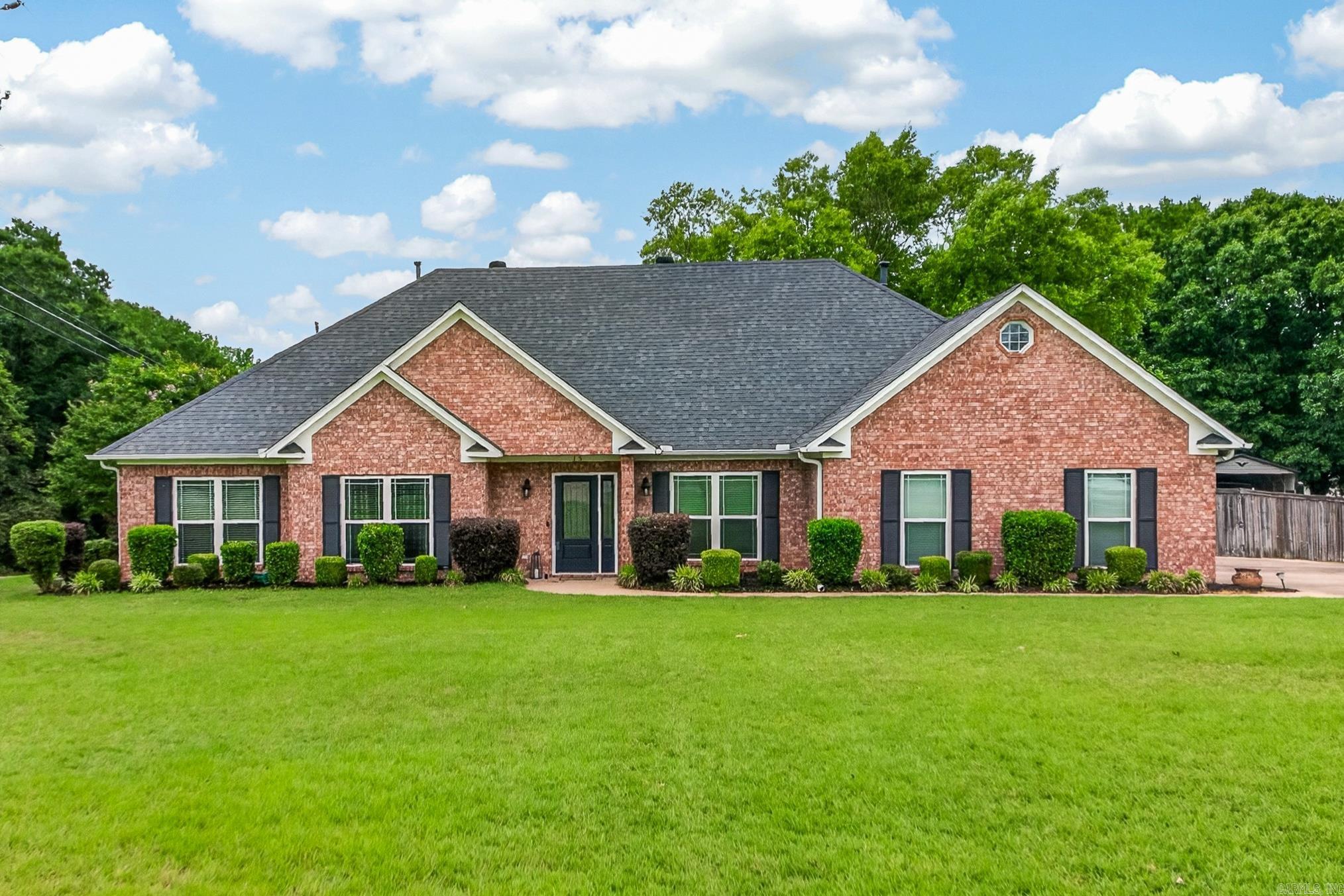 CASTLE HEIGHTS - Residential