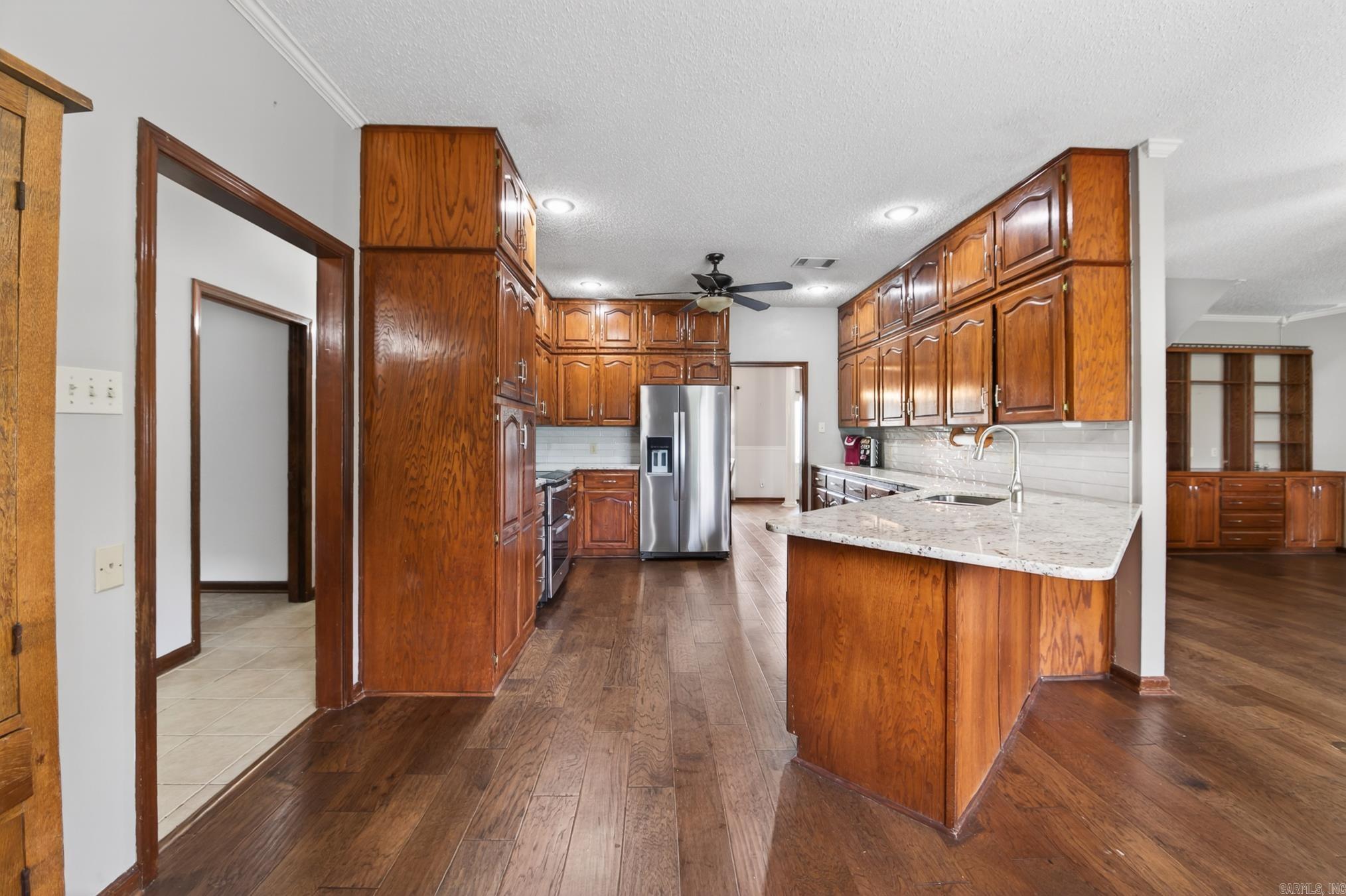 CASTLE HEIGHTS - Residential