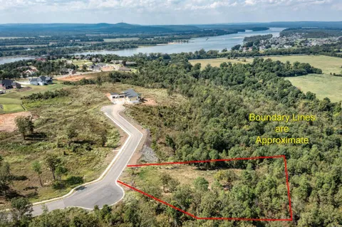 MLS: 25006930