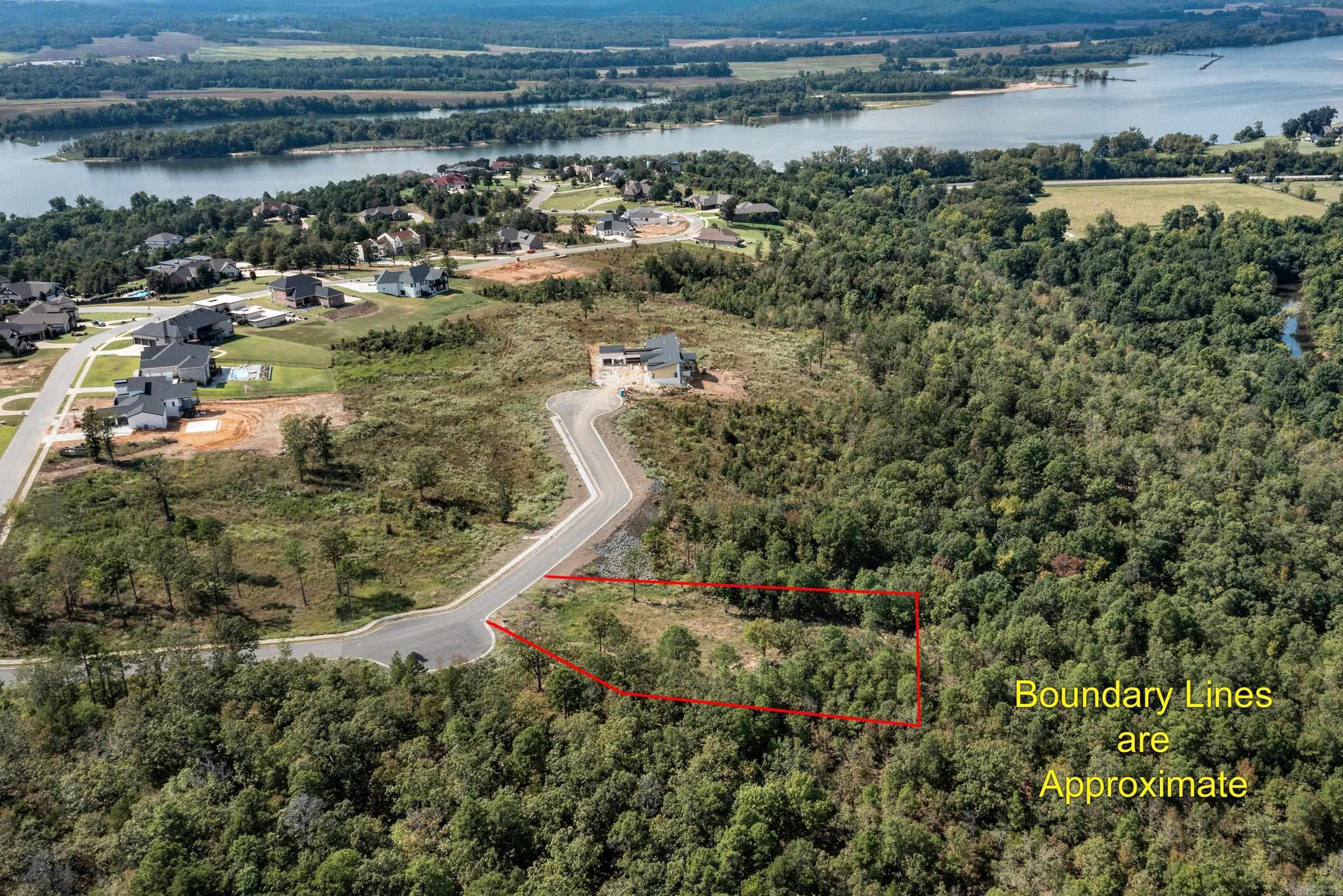 MOUNTAIN CREST ESTATES - Land