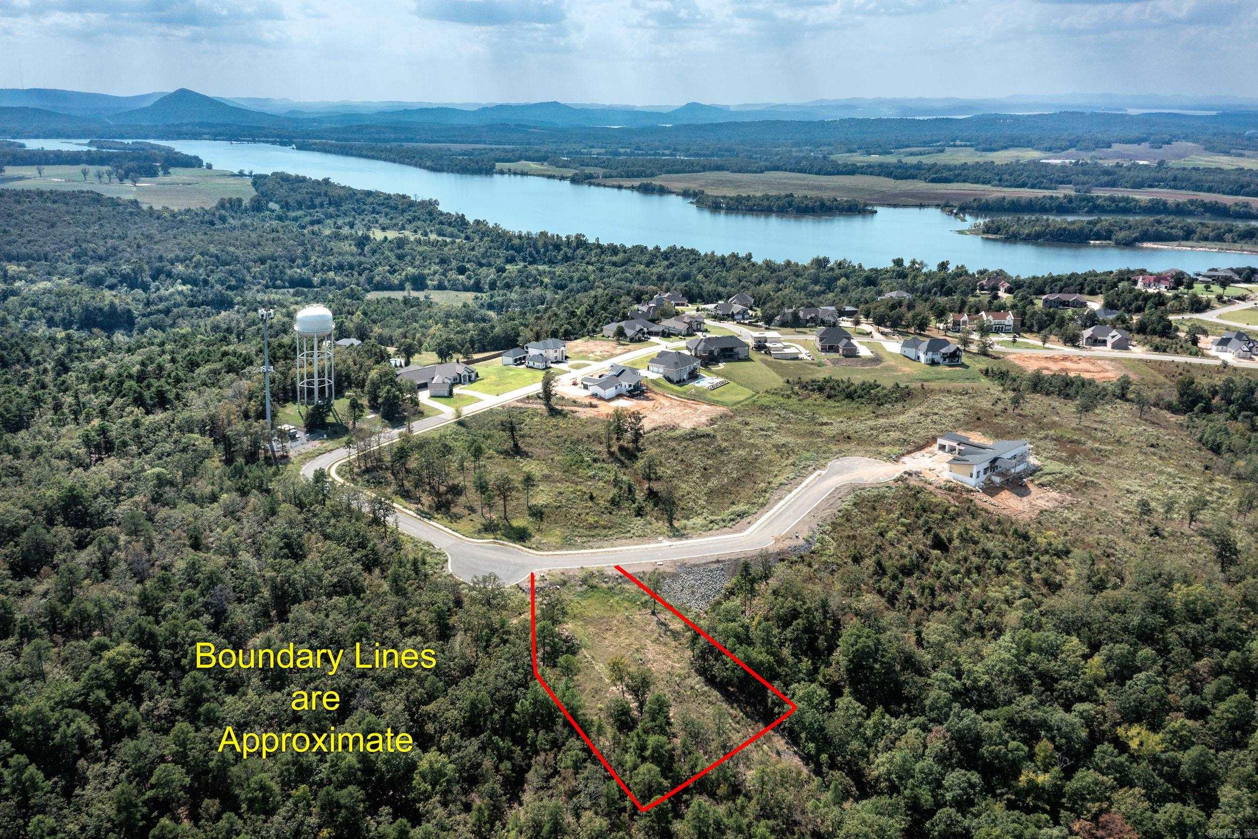 MOUNTAIN CREST ESTATES - Land