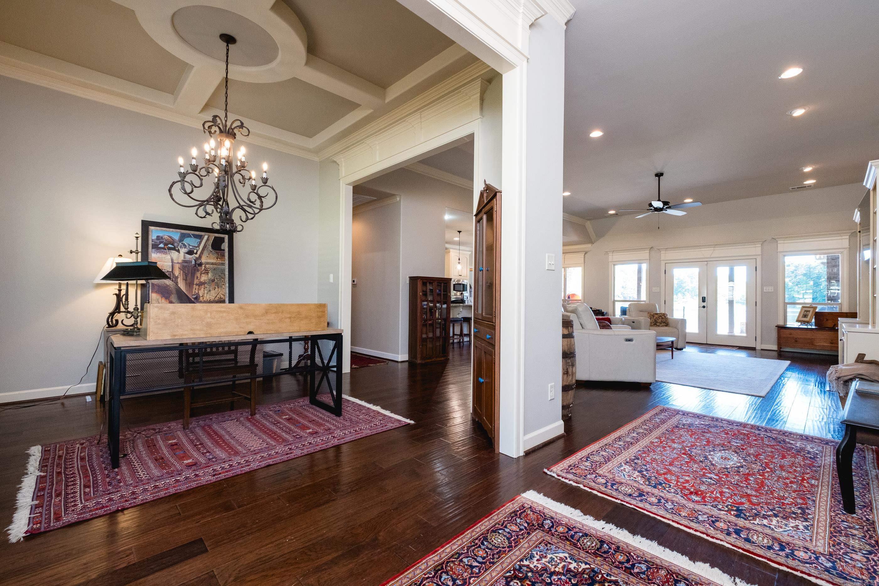 SIENNA LAKE - Residential