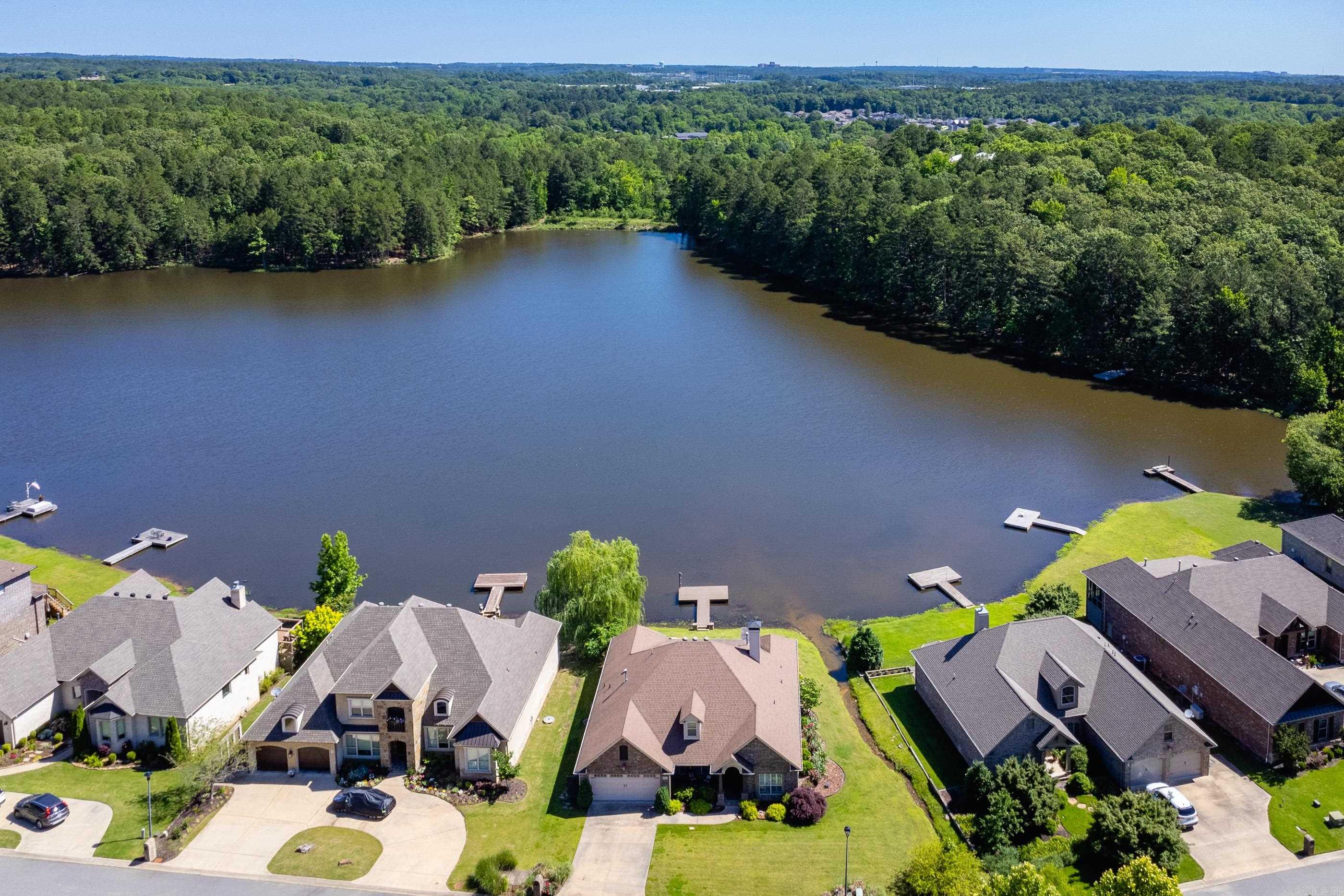 SIENNA LAKE - Residential