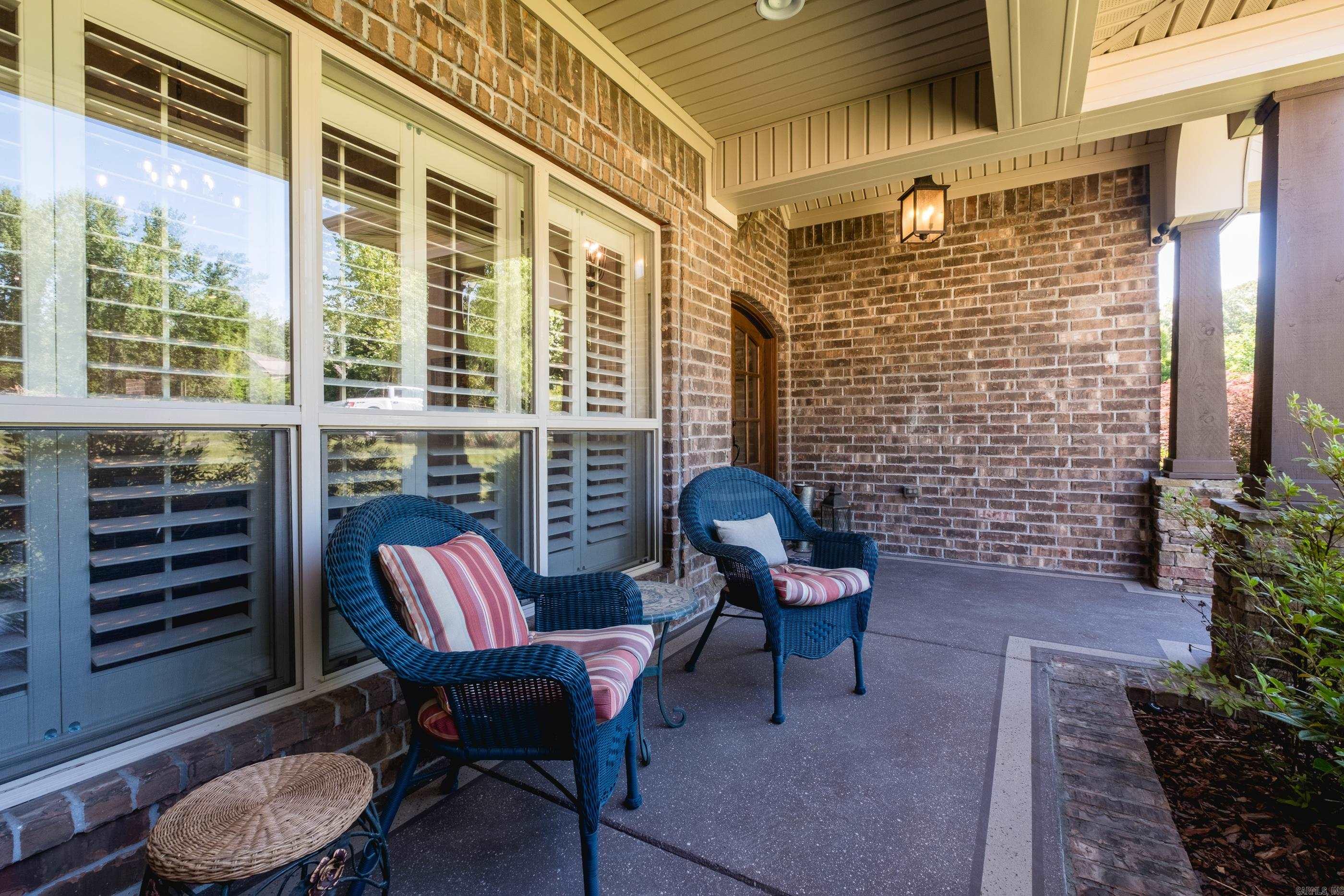 SIENNA LAKE - Residential