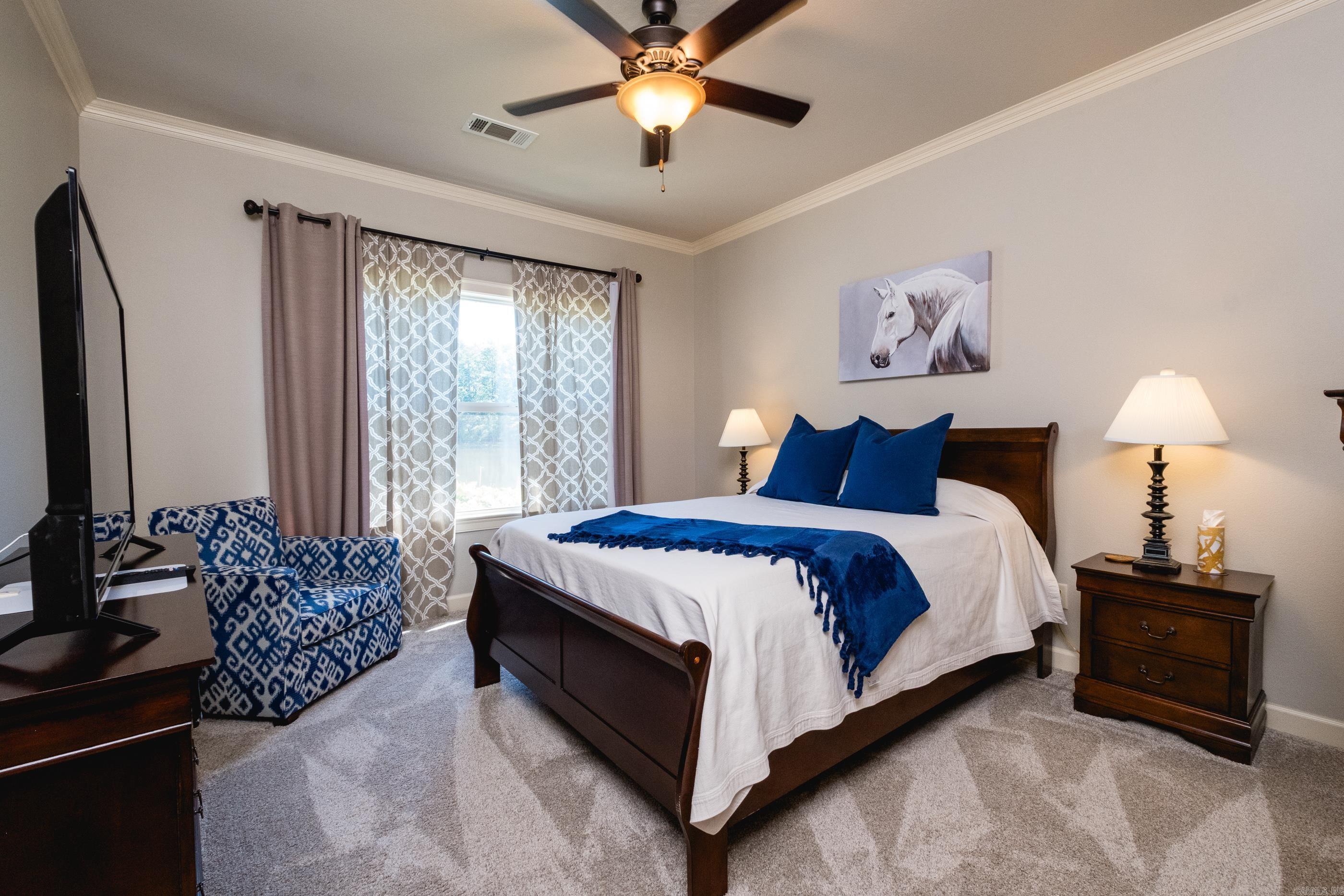 SIENNA LAKE - Residential