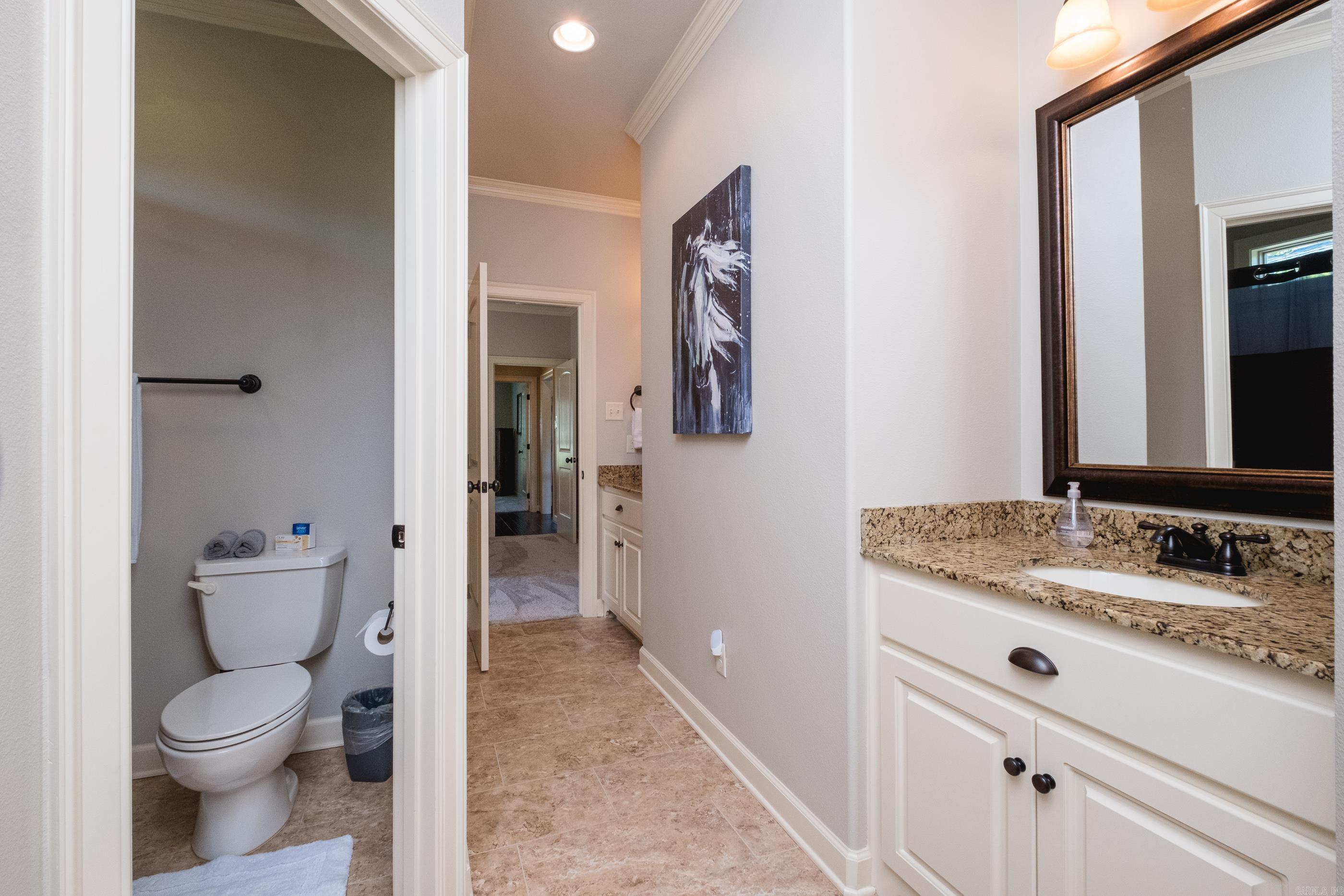 SIENNA LAKE - Residential