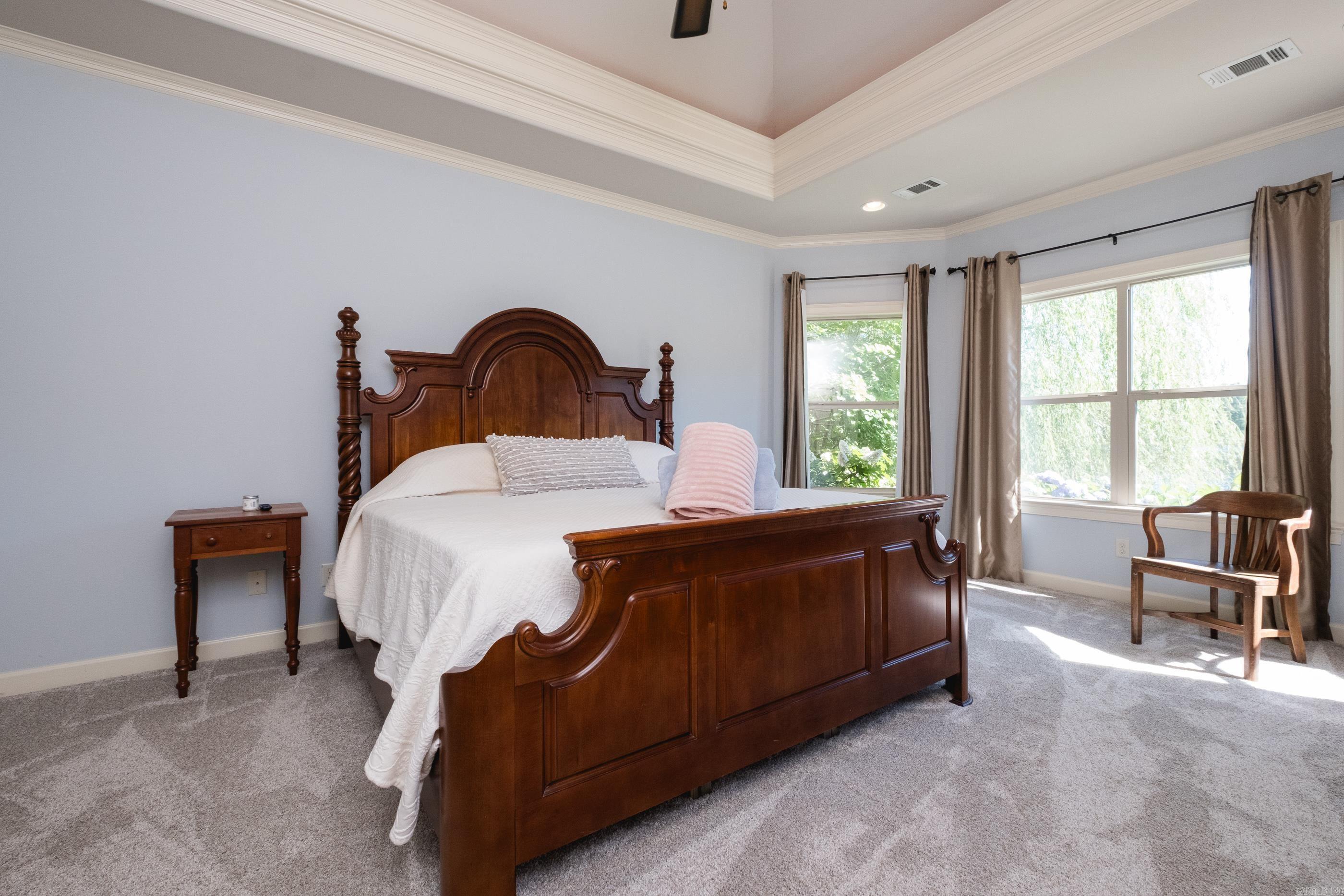 SIENNA LAKE - Residential