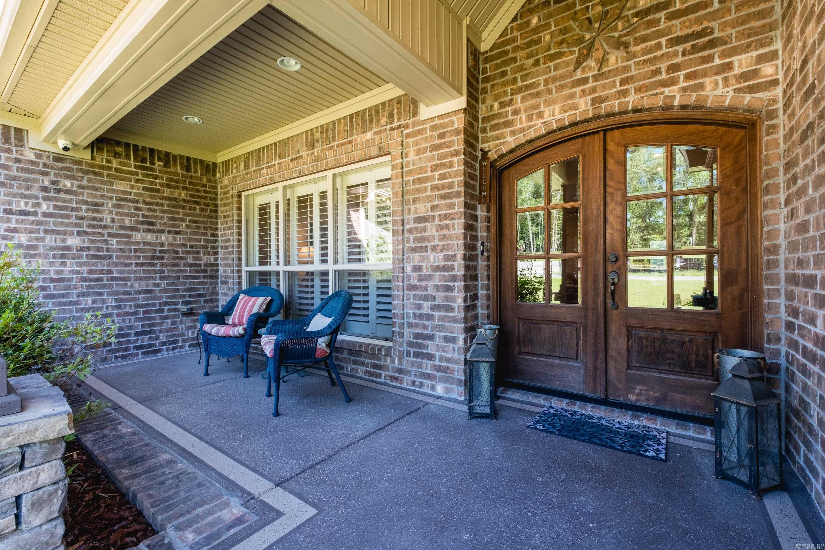 SIENNA LAKE - Residential