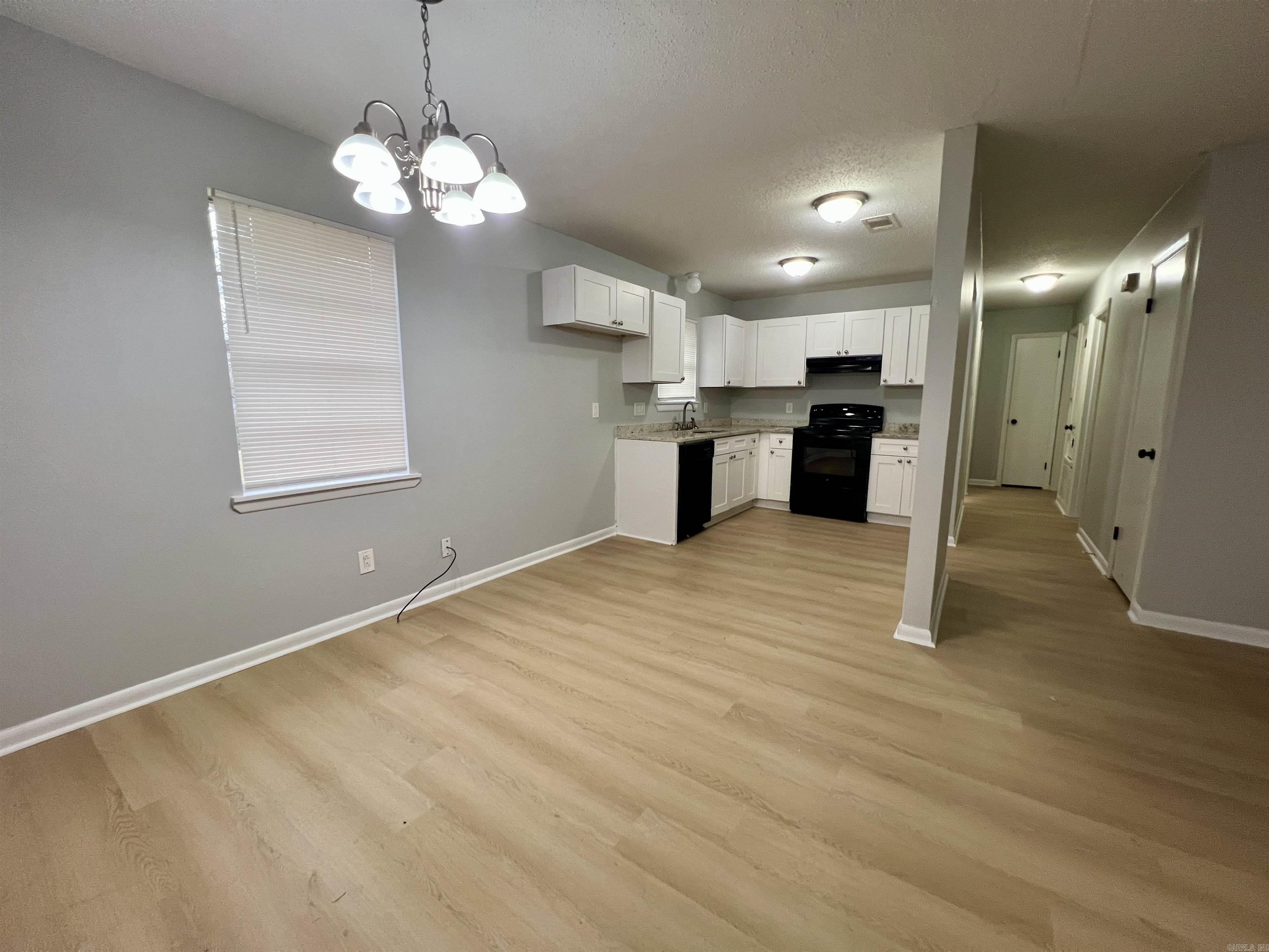 Hickman & Mcconnell - Residential Lease