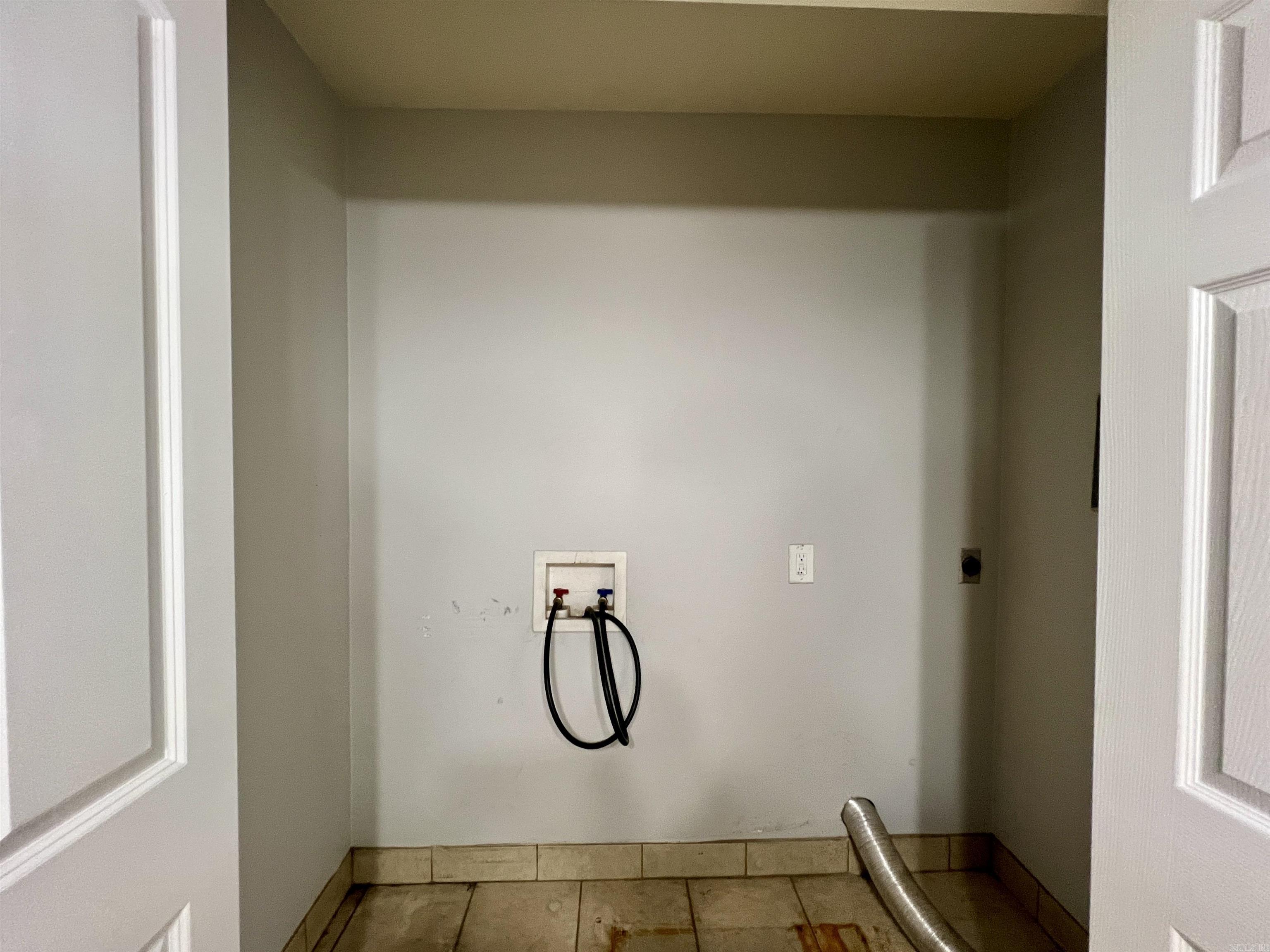 Hickman & Mcconnell - Residential Lease