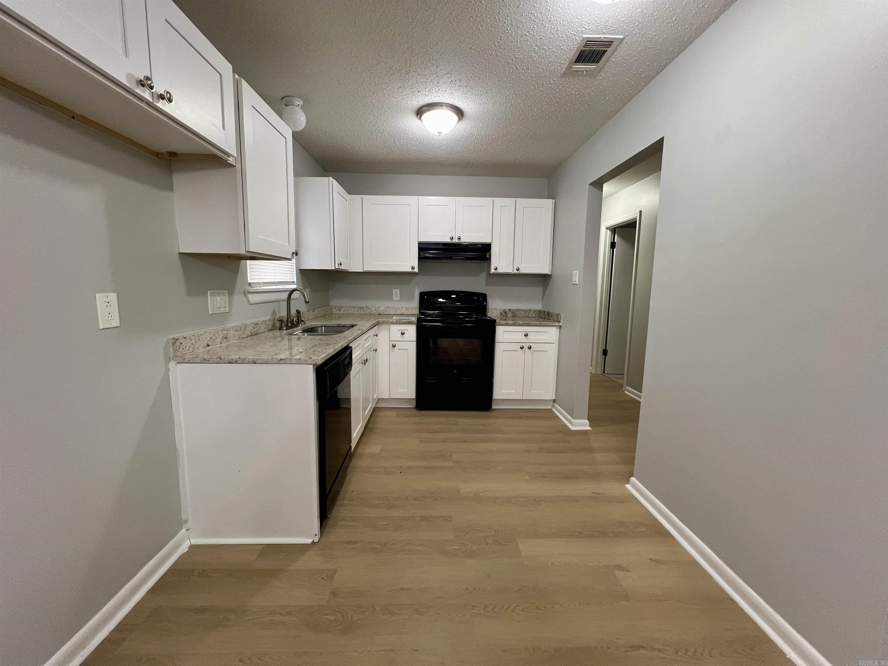 Hickman & Mcconnell - Residential Lease