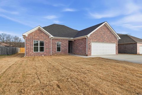Photo of 34 Ruby June Street, Vilonia, AR 72173 (MLS # 26005479)
