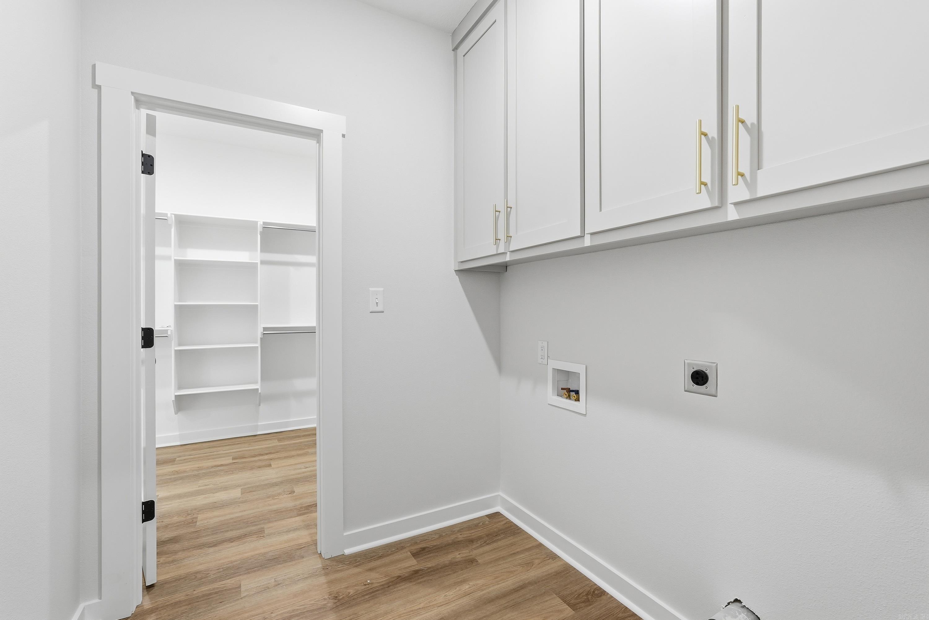 FREDERICK PLACE - Residential