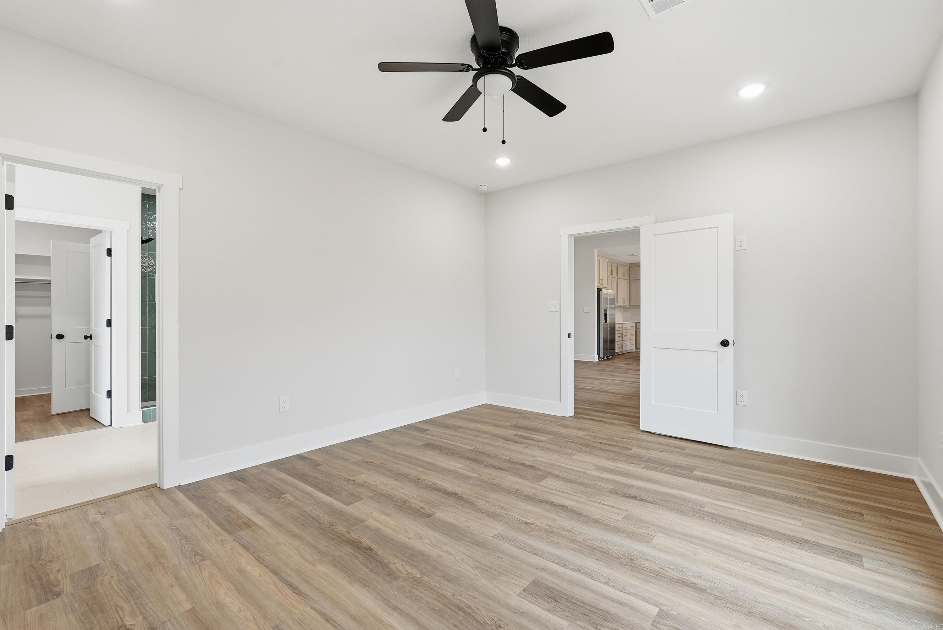 FREDERICK PLACE - Residential