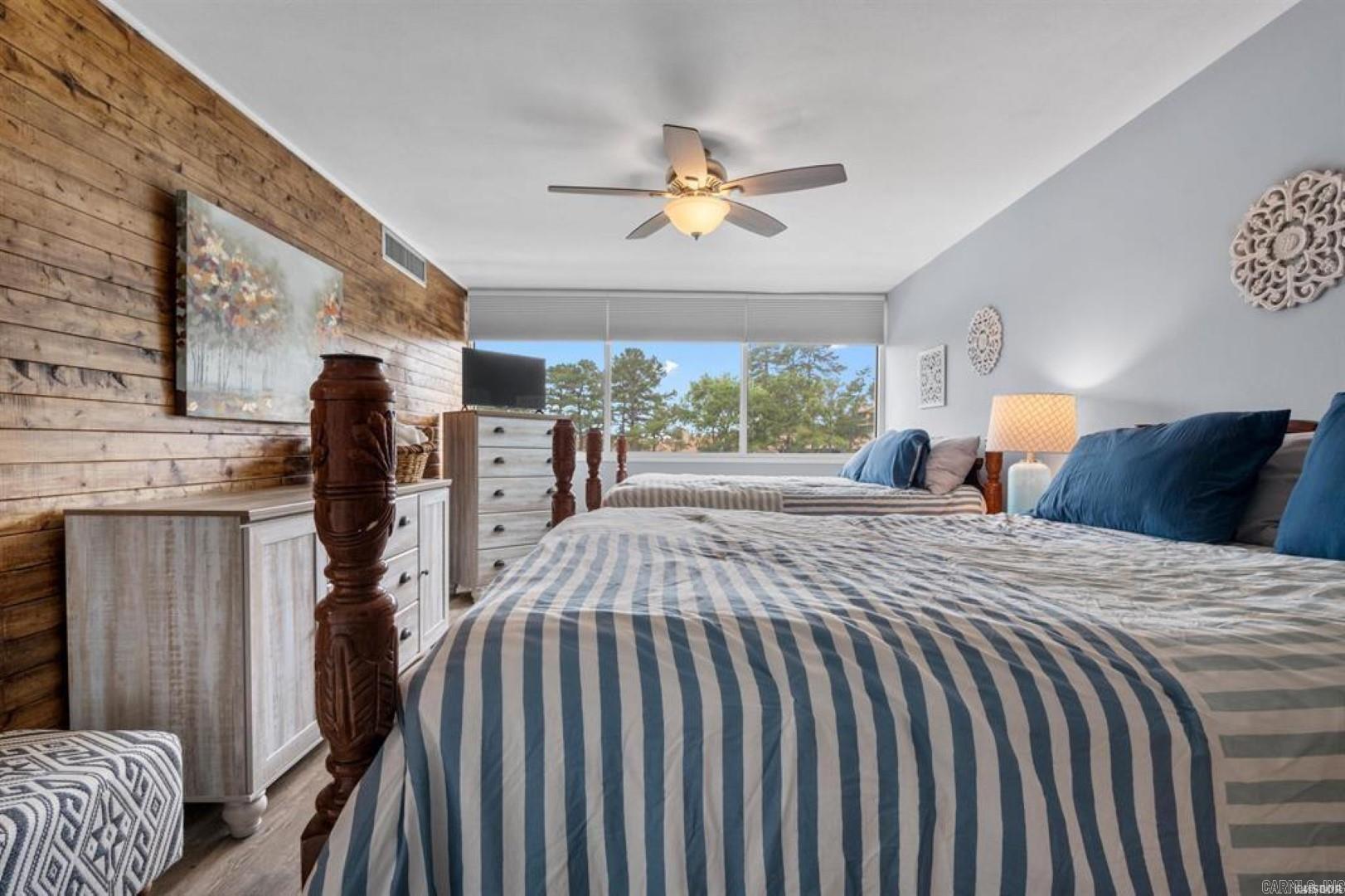 BEACON MANOR HPR - Residential