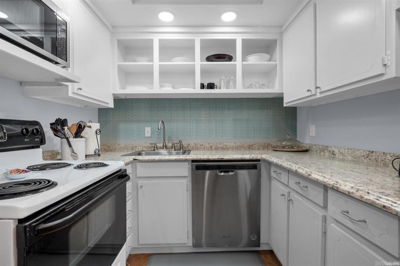 BEACON MANOR HPR - Residential