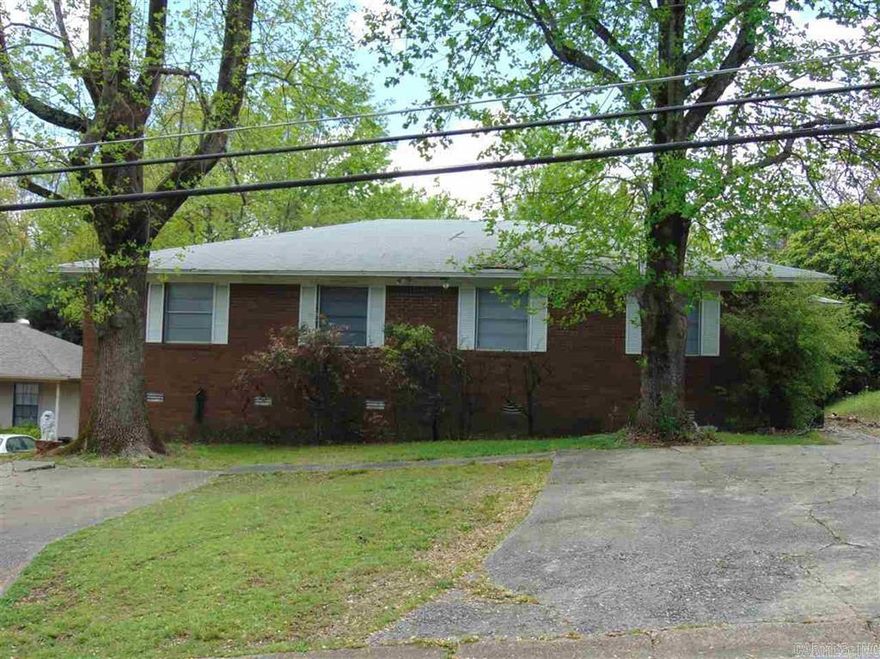 Great investment property! Welcome home to 108 & 110 Valley View in North Little Rock's Scenic Hill area. Quiet and peaceful location, yet convenient to all North Little Rock amenities, plus easy commute to Downtown Little Rock. Each unit features 2 large bedrooms, 1 bath, and an open design with spacious living room and dining room. Hardwood flooring. Central heat and air. Backyard with patio area. Washer and dryer hookups available at each unit. Refrigerators to convey.  Unit 110 has been updated with new paint, updated kitchen, range, new HVAC 2023.  Agents see Showing and Agent remarks.