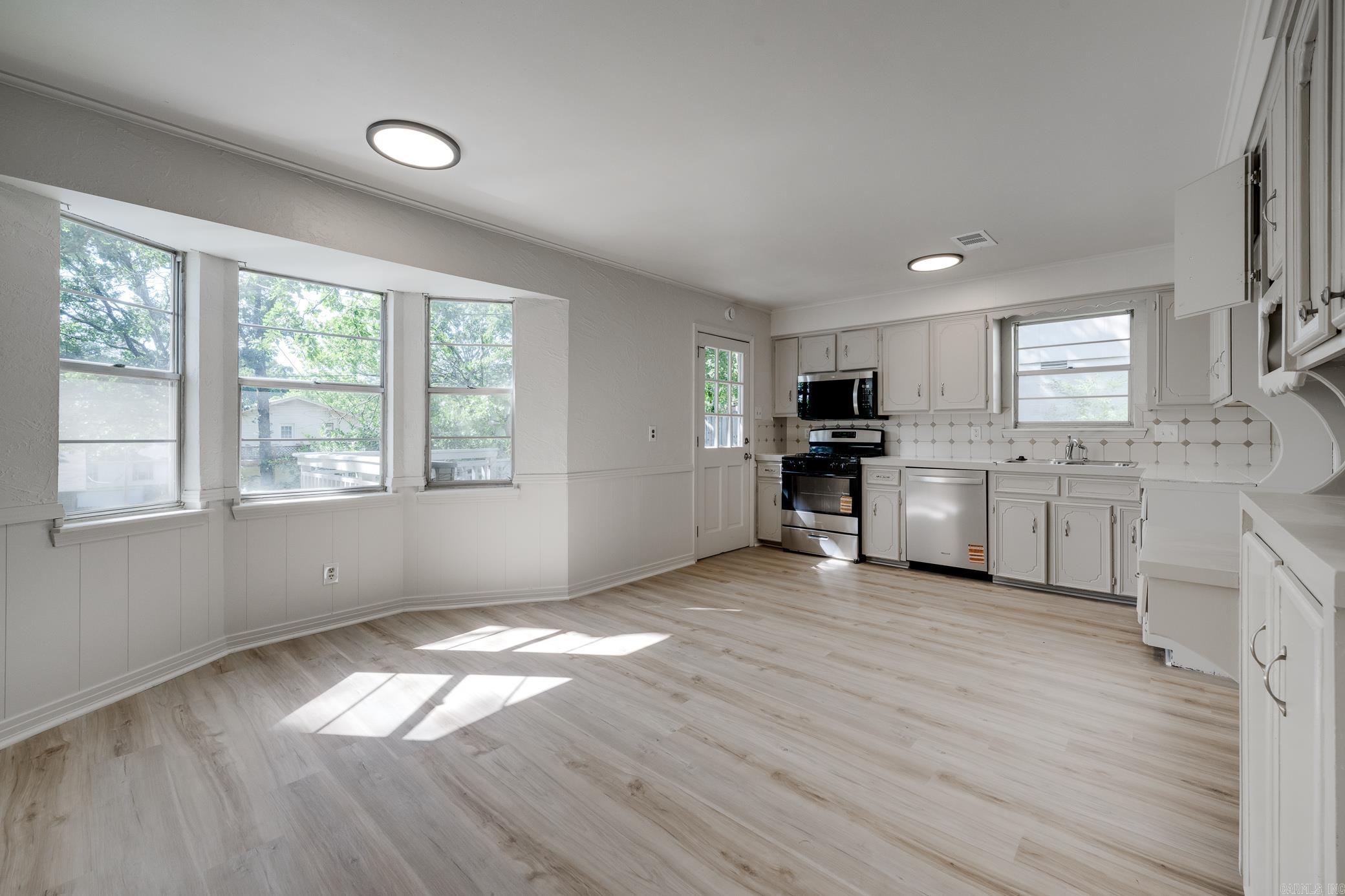 PLEASANT VIEW - Residential