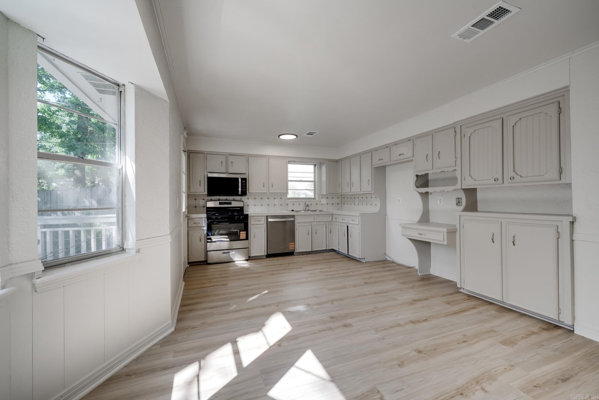 PLEASANT VIEW - Residential