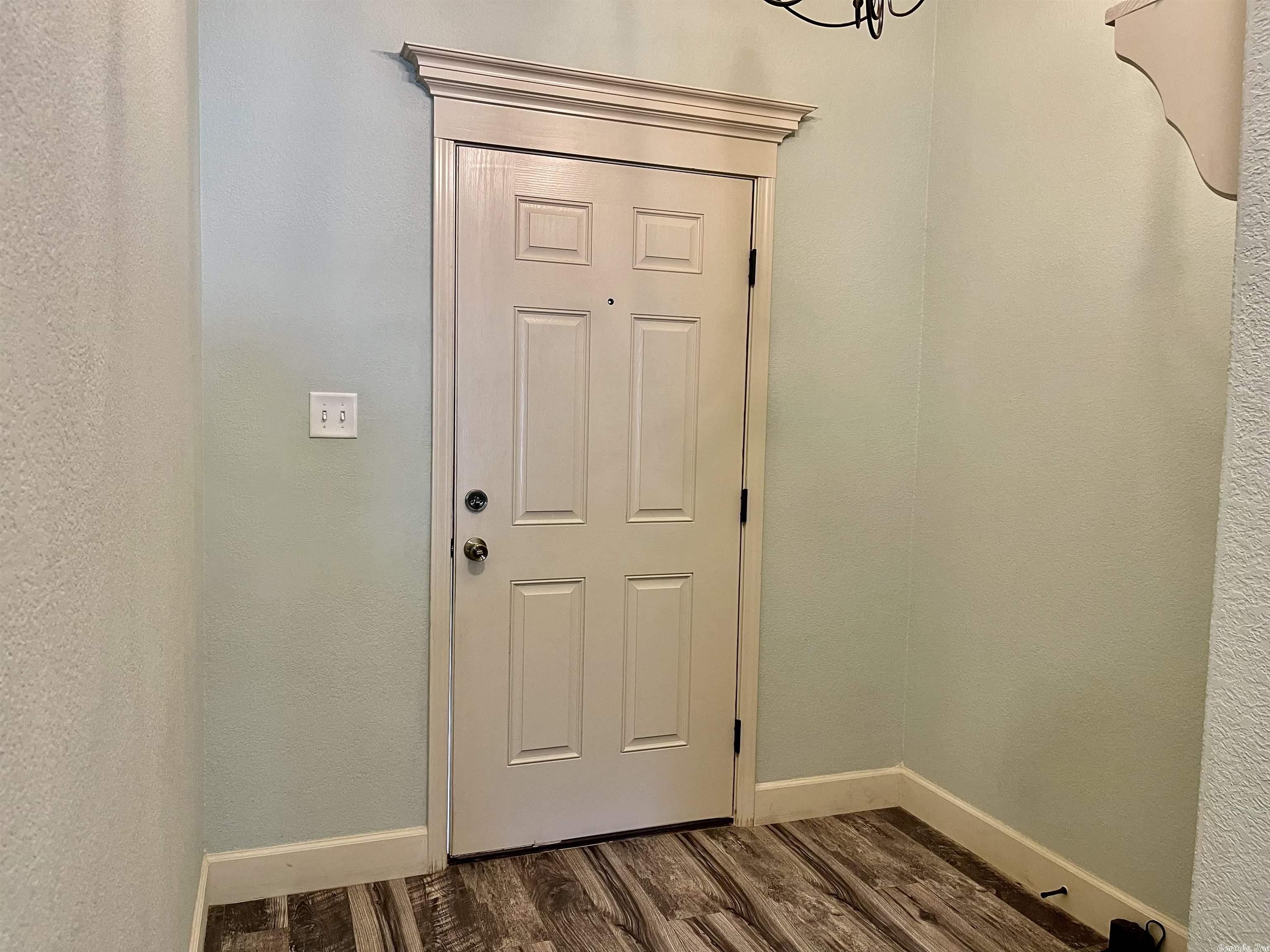 NORTH HAVEN - Residential