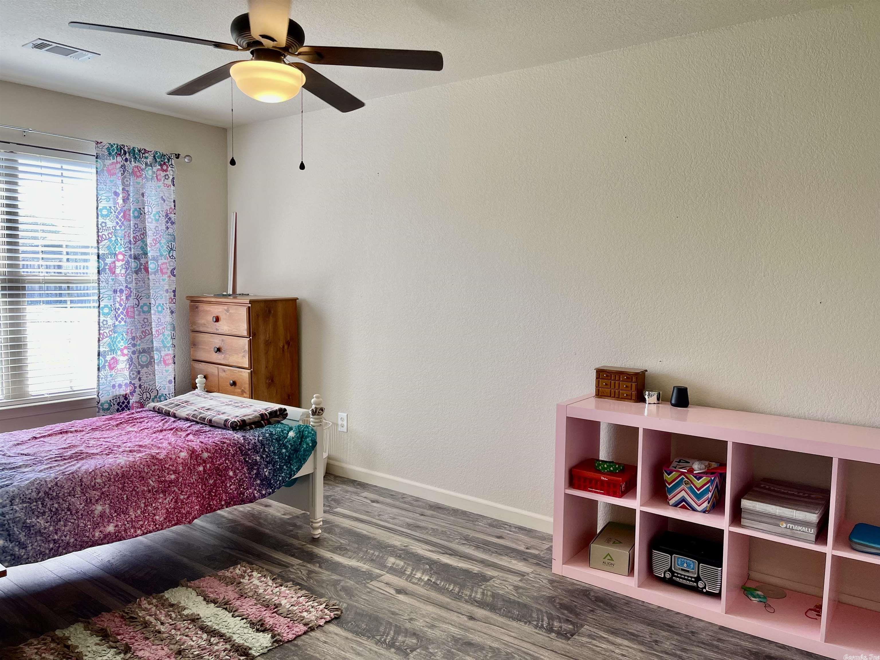 NORTH HAVEN - Residential