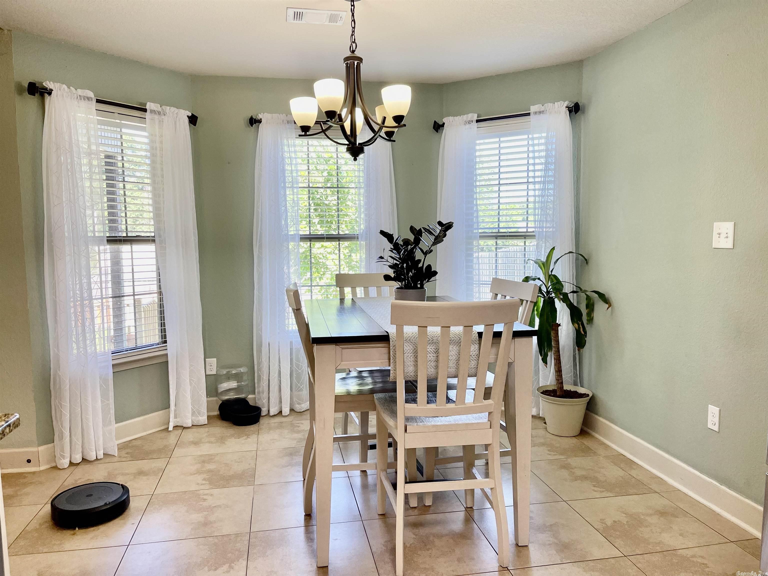 NORTH HAVEN - Residential