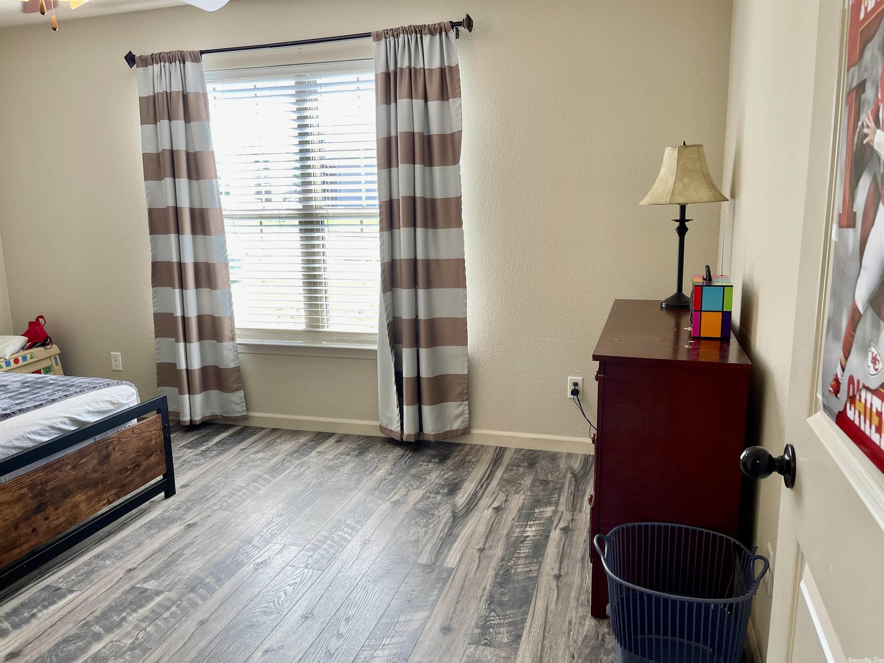 NORTH HAVEN - Residential