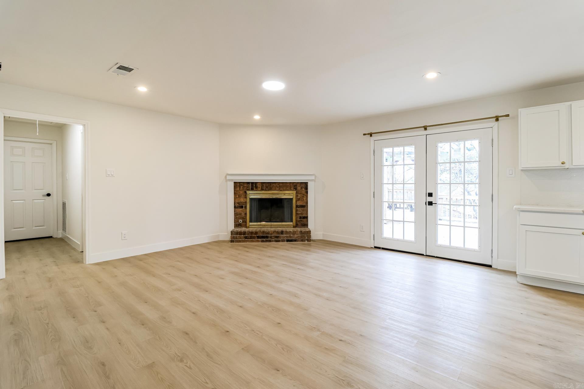 PLEASANT FOREST SUBDIVISION - Residential