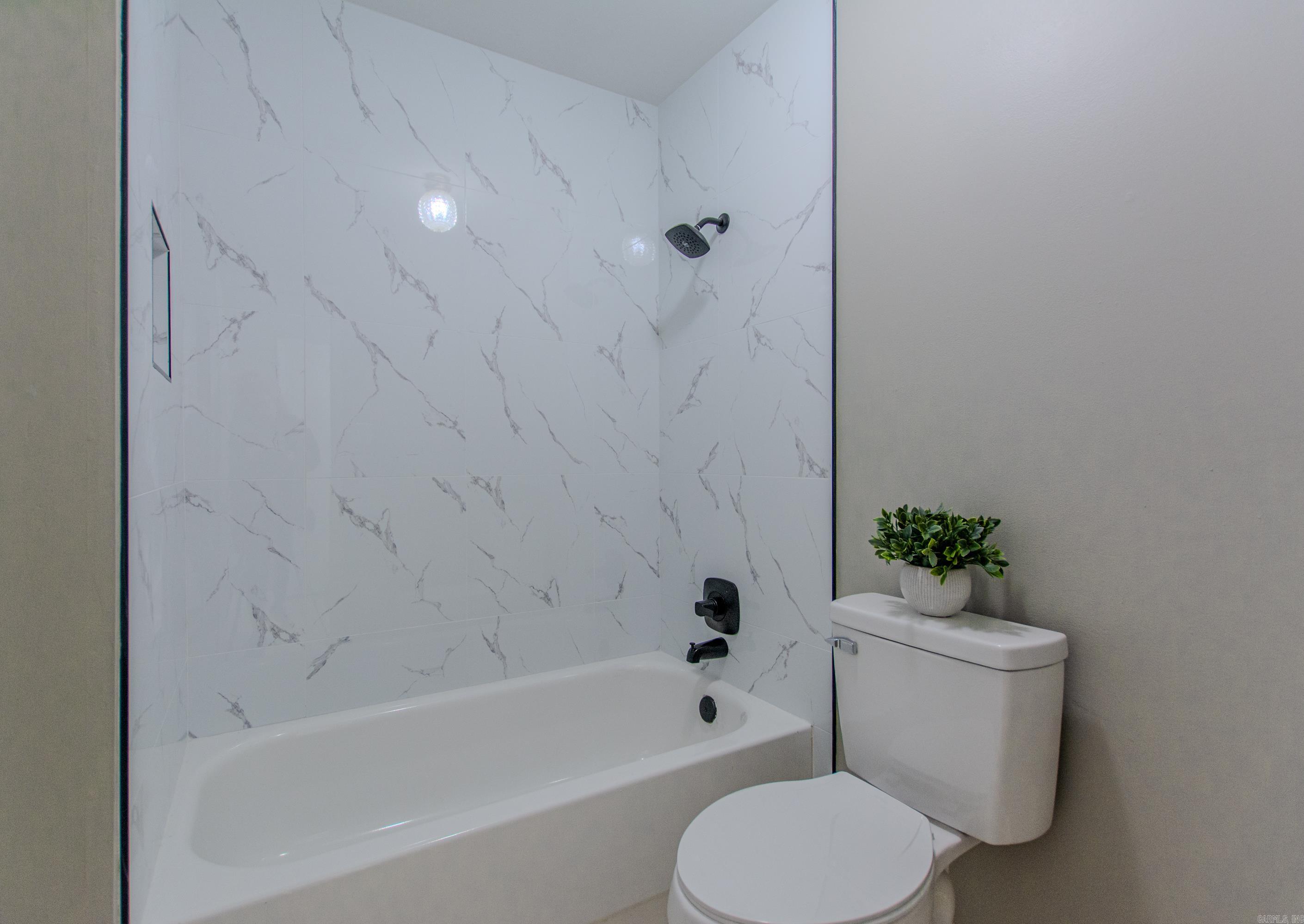 CREEKDALE - Residential