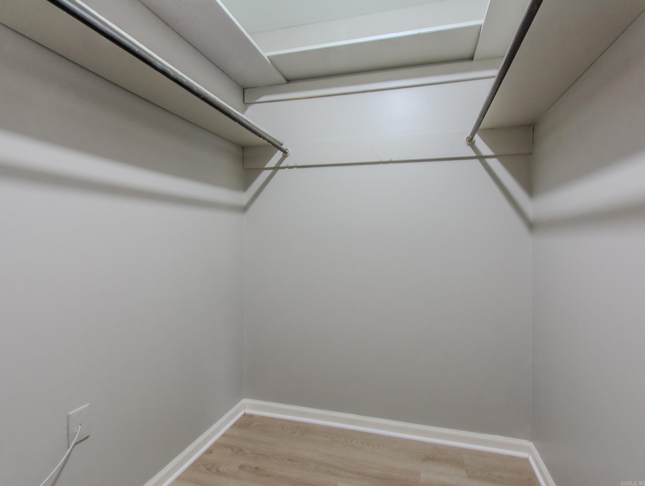 CREEKDALE - Residential