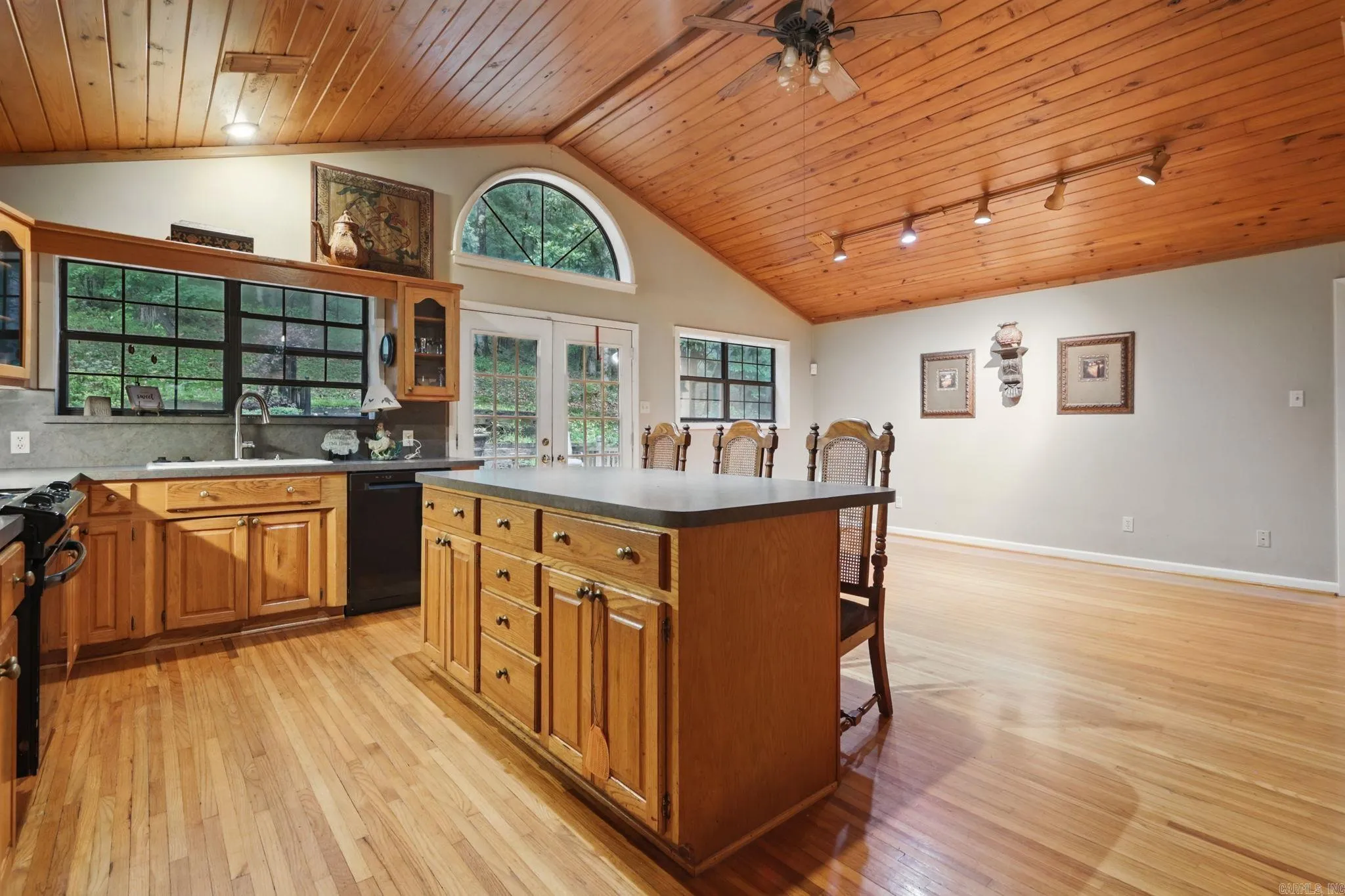 Little Rock, Arkansas 72223, United States, 3 Bedrooms Bedrooms, ,3 BathroomsBathrooms,Residential,Active,140455