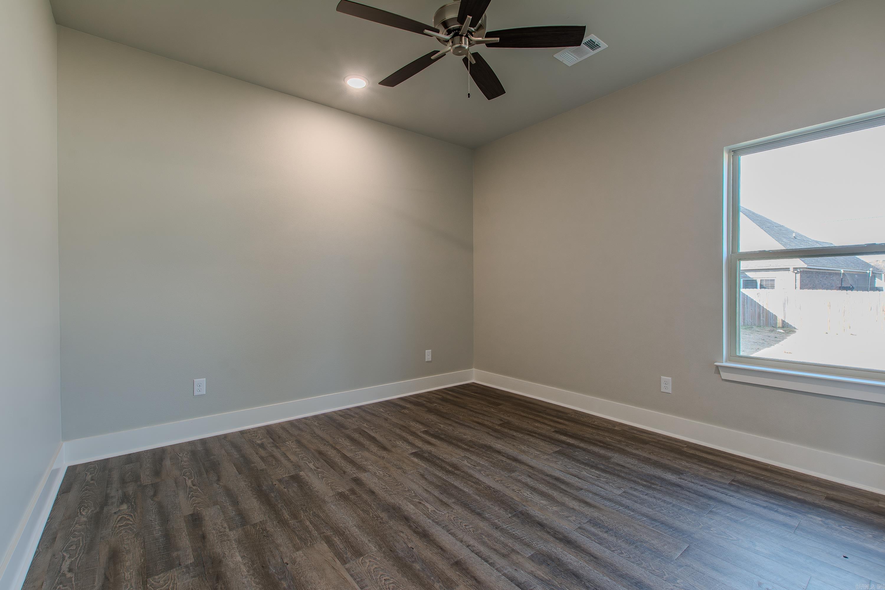 CYPRESS VALLEY - Residential