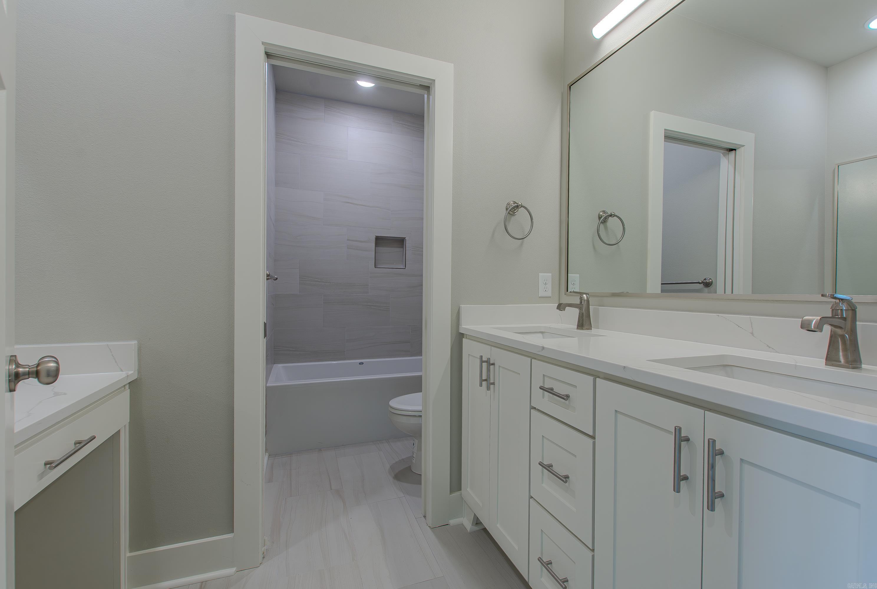 CYPRESS VALLEY - Residential