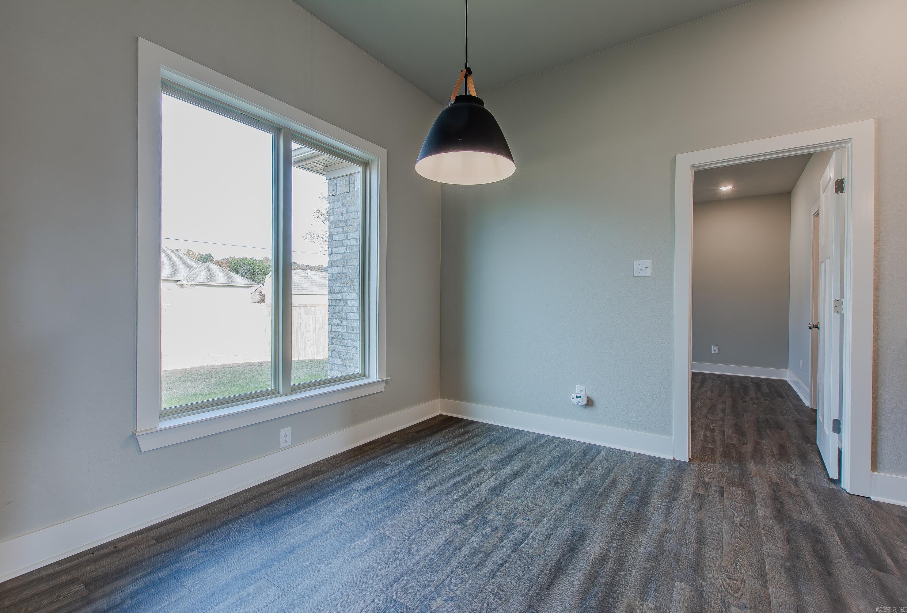 CYPRESS VALLEY - Residential