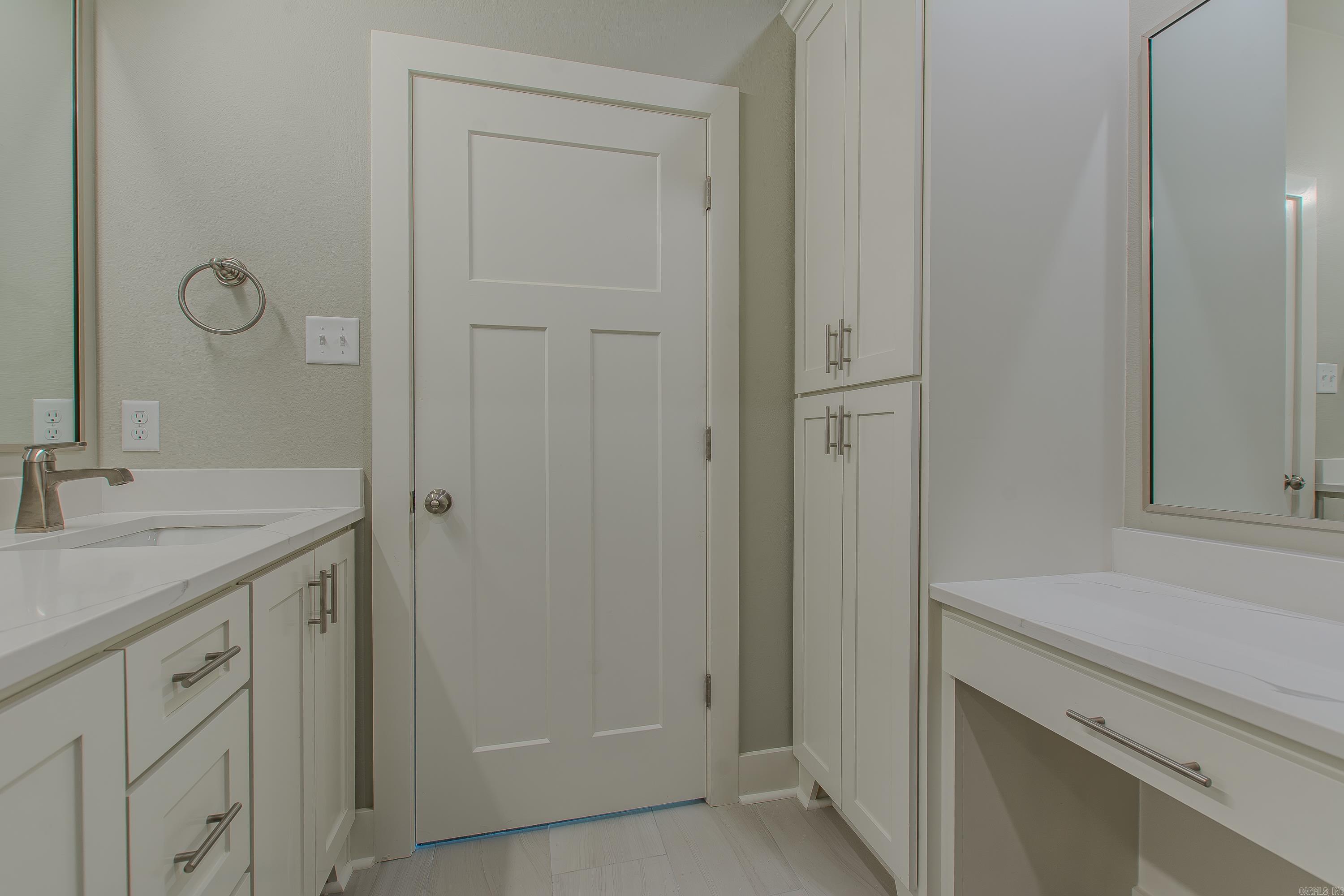 CYPRESS VALLEY - Residential