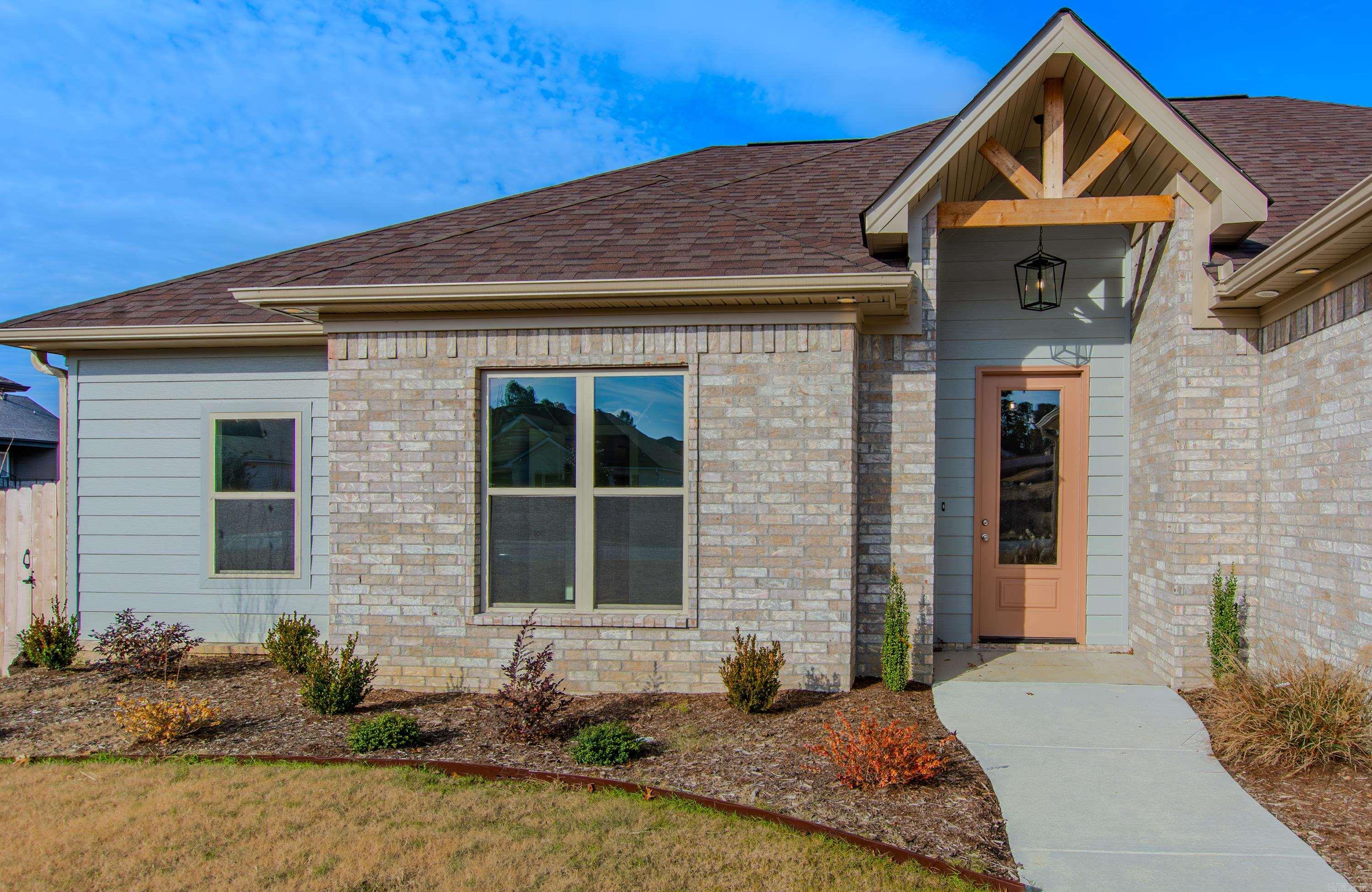 CYPRESS VALLEY - Residential