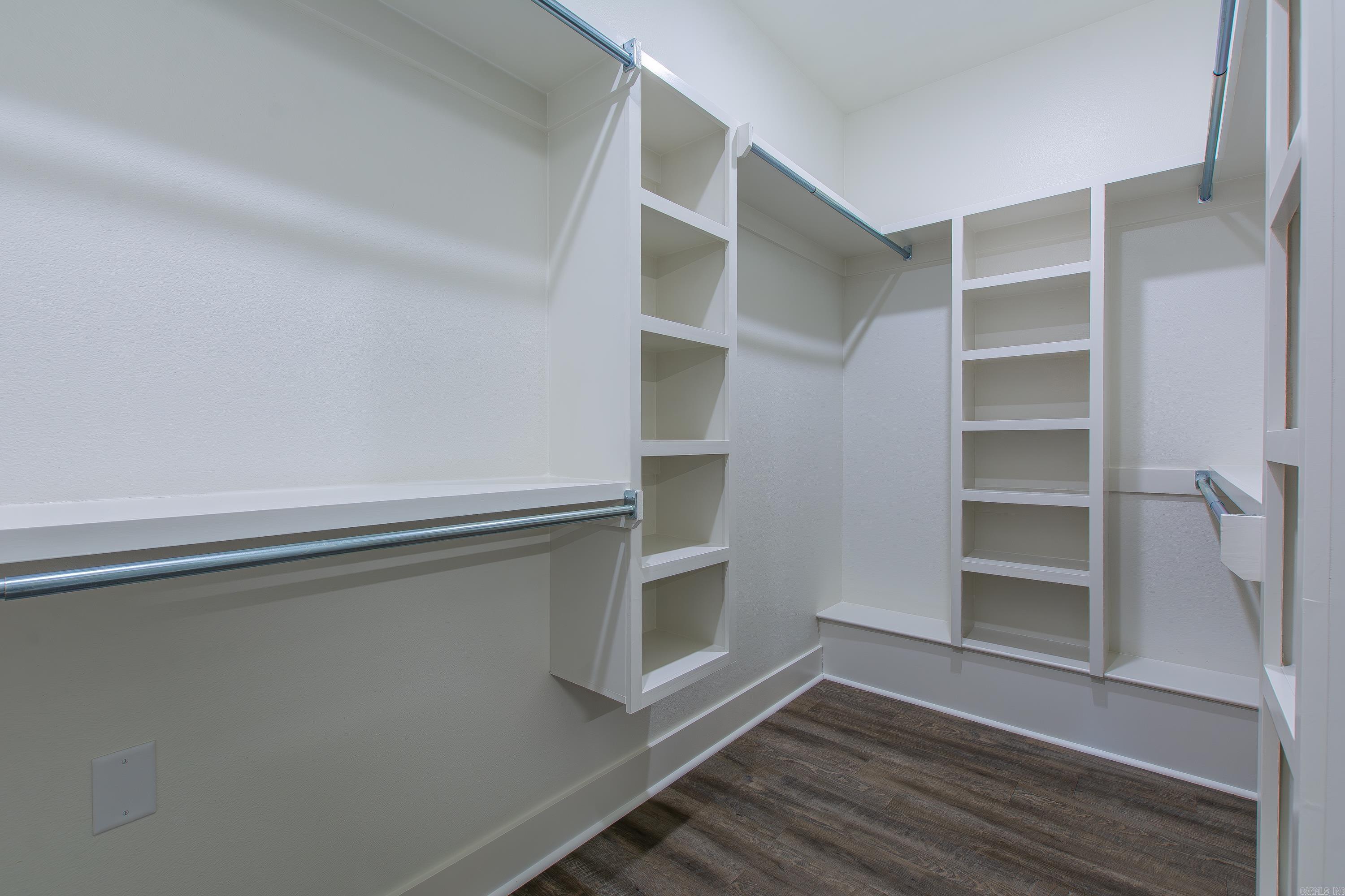 CYPRESS VALLEY - Residential