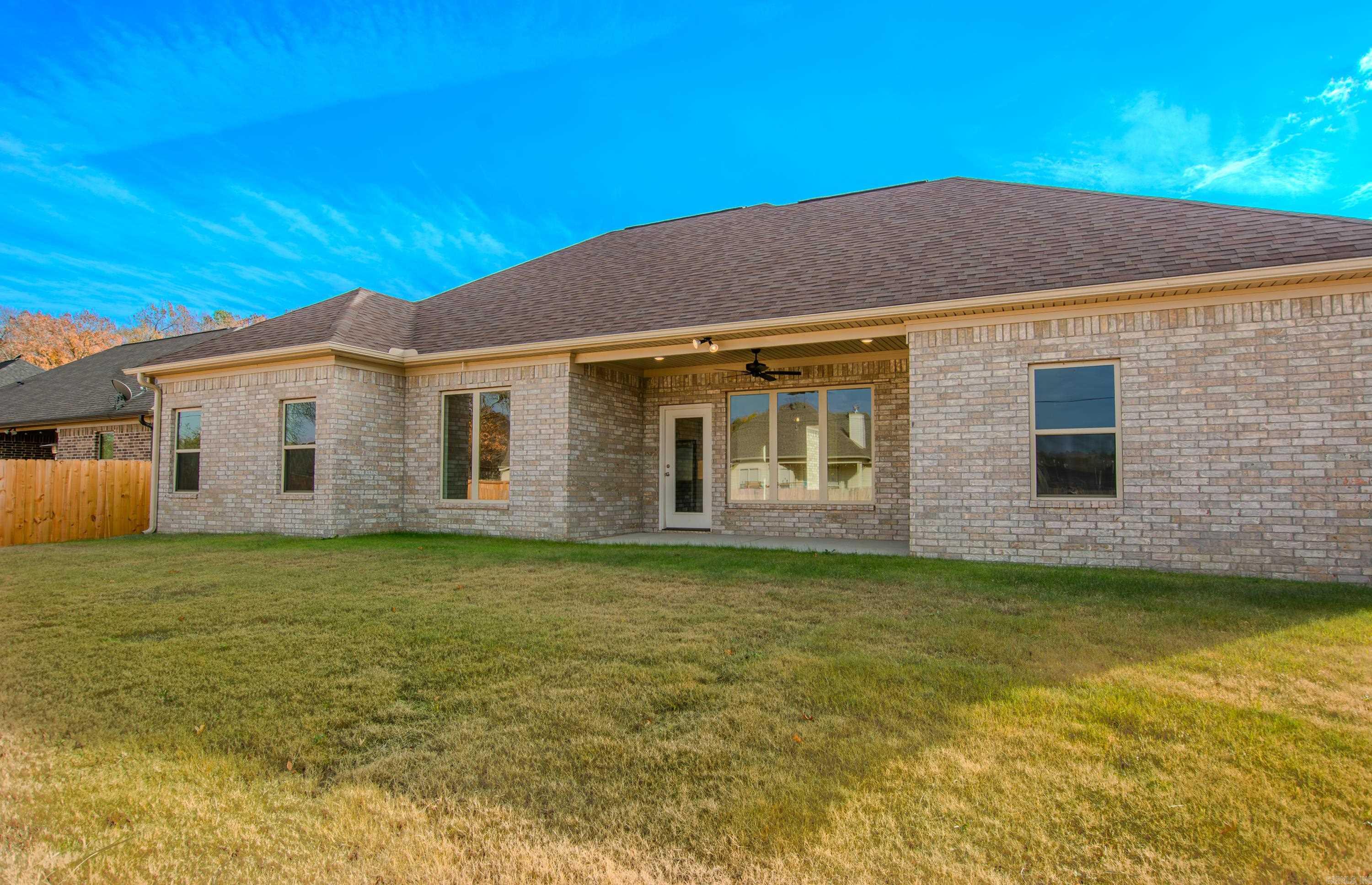 CYPRESS VALLEY - Residential