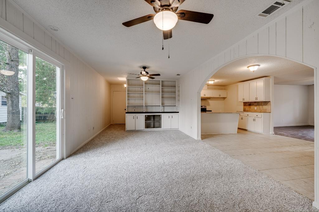 BRIARFIELD - Residential