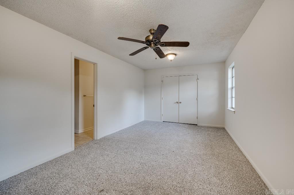 BRIARFIELD - Residential