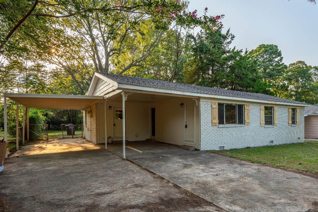 BRIARFIELD - Residential